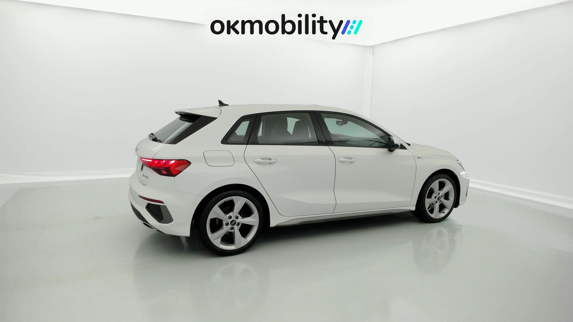 audi a3 sportback s line 35 TFSI 150 STRONIC 2023 ibis weiss 12