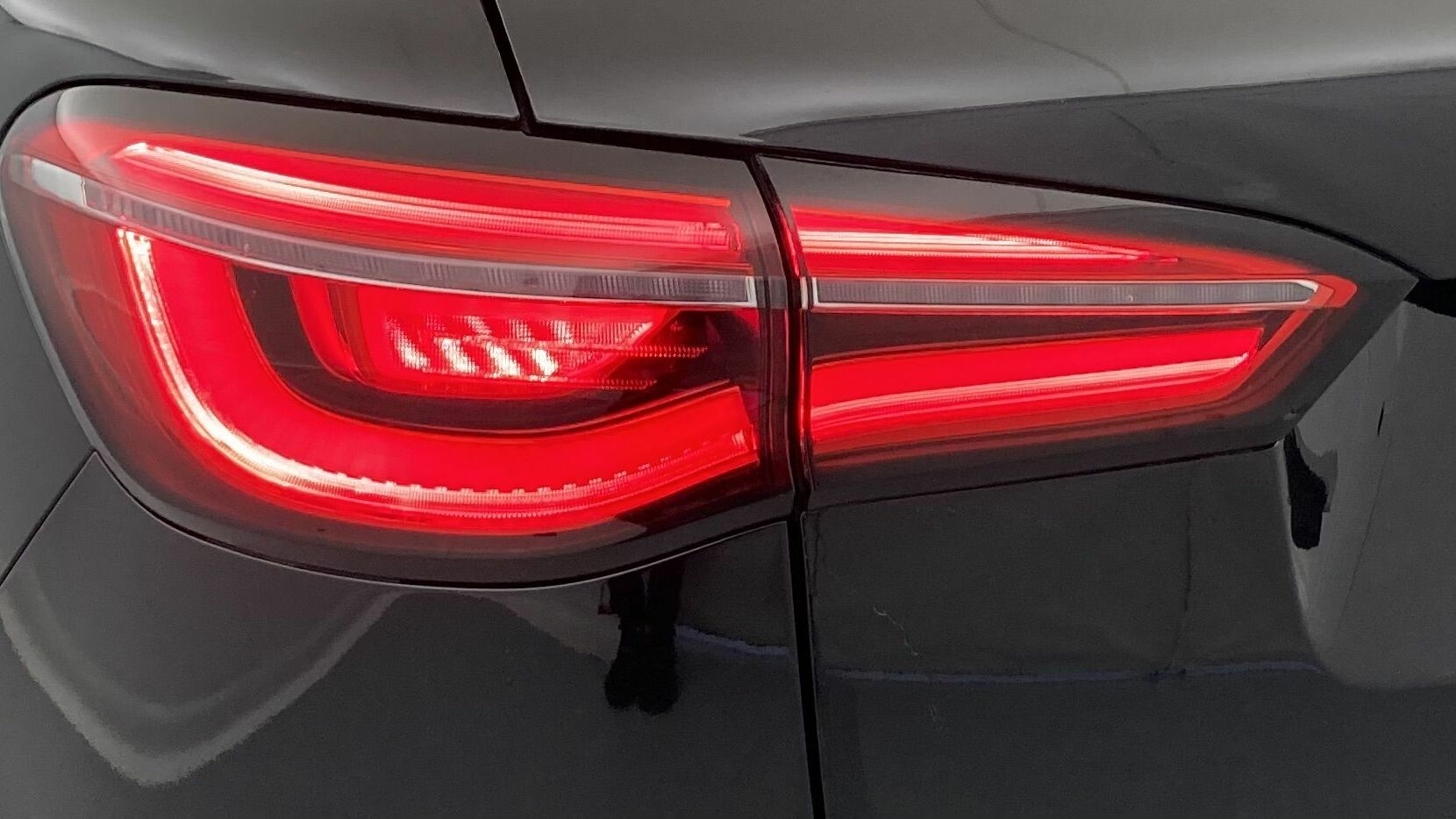 mg hs luxury 1.5 T-GDI 162 AT 2023 pebble black - pbc 30