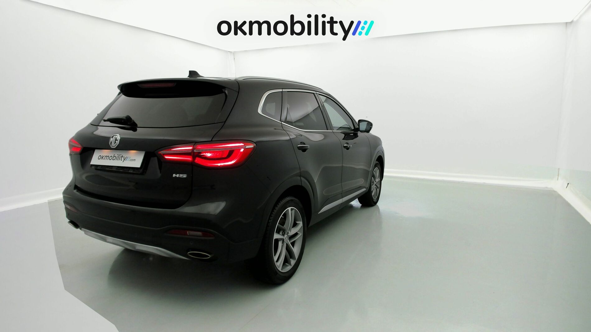 mg hs luxury 1.5 T-GDI 162 AT 2023 pebble black - pbc 11