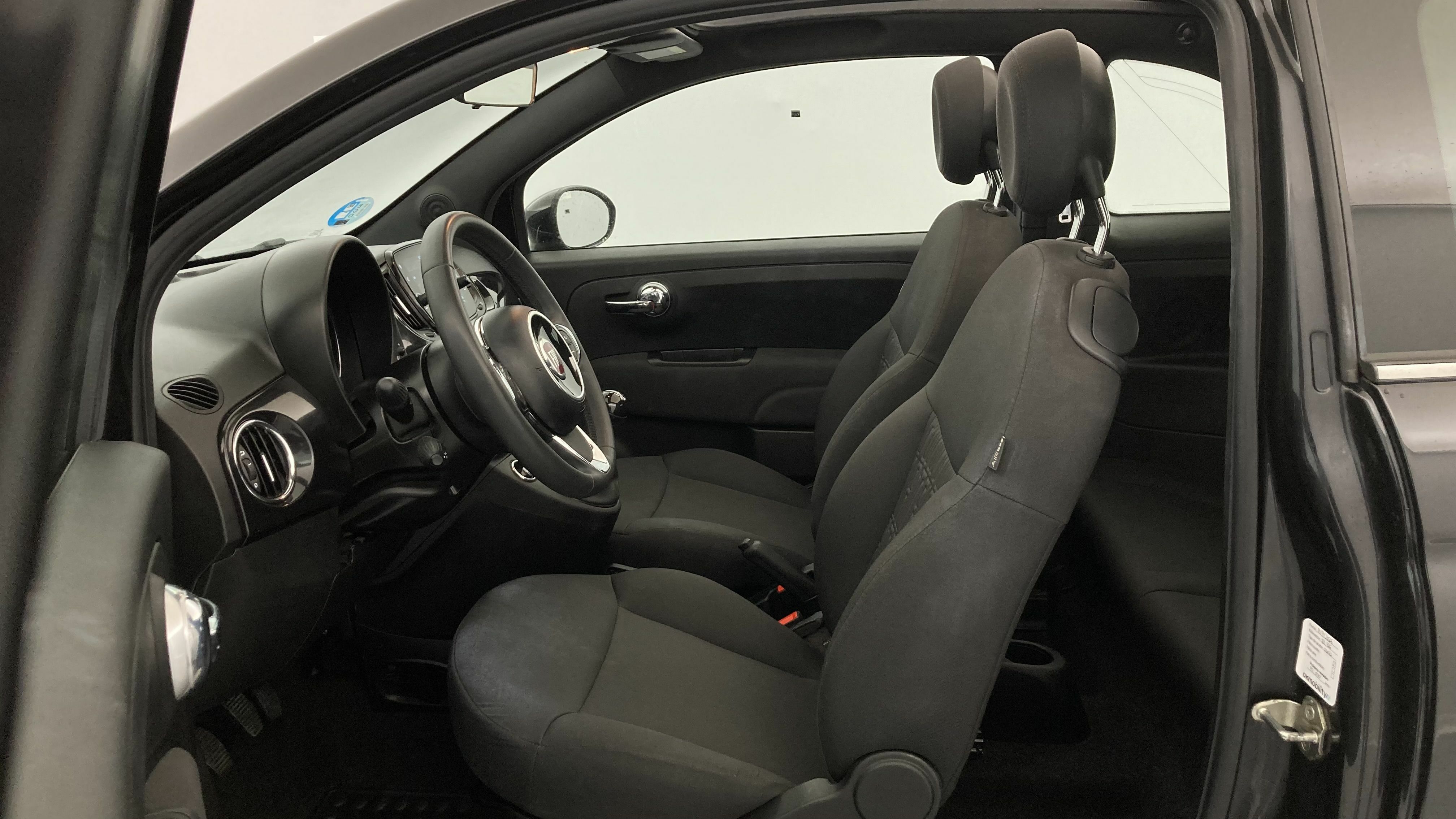 fiat 500c dolcevita 1.0 HYBRID 70 MHEV 2024 negro vesuvio 14