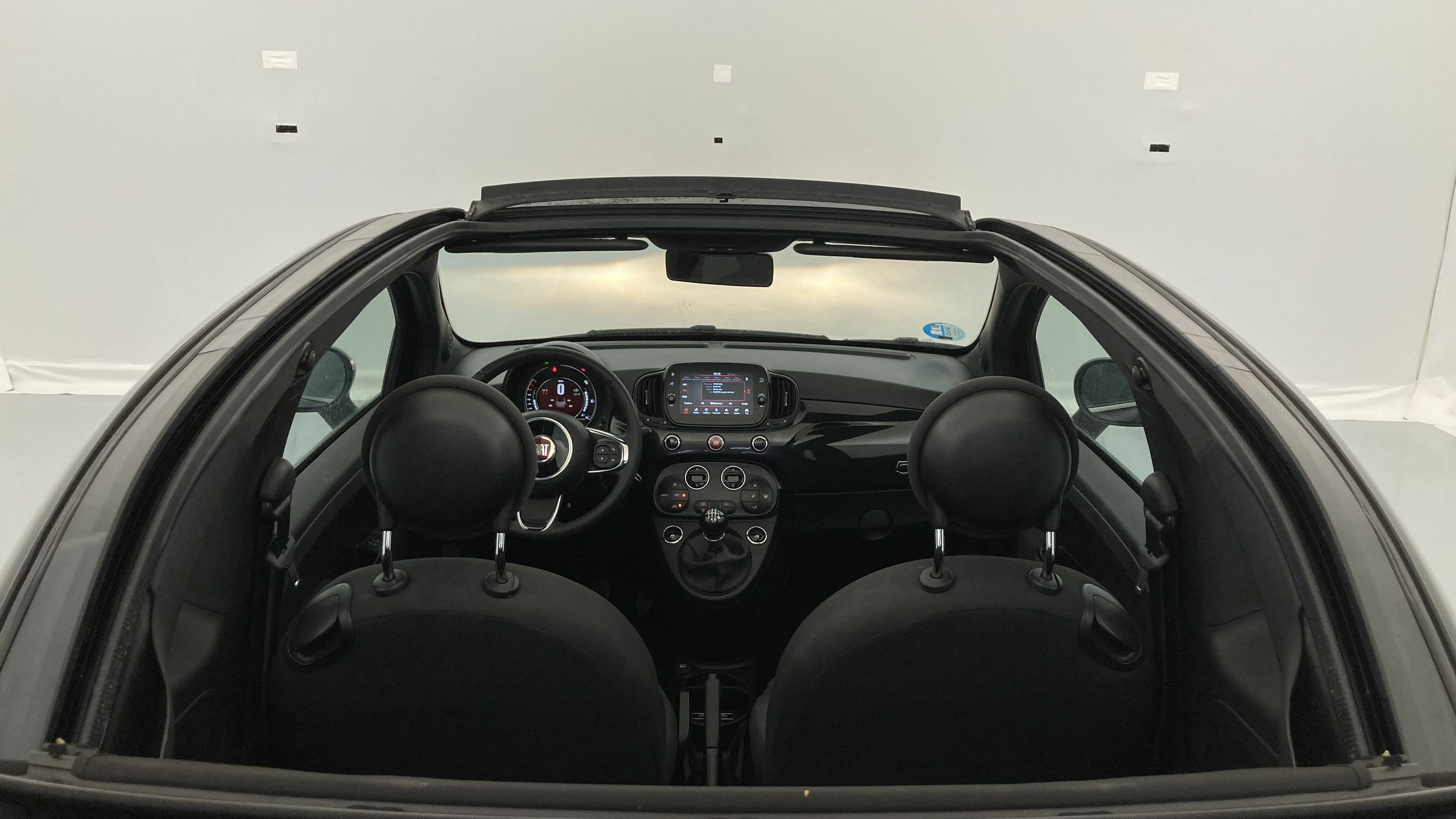 fiat 500c dolcevita 1.0 HYBRID 70 MHEV 2024 negro vesuvio 23