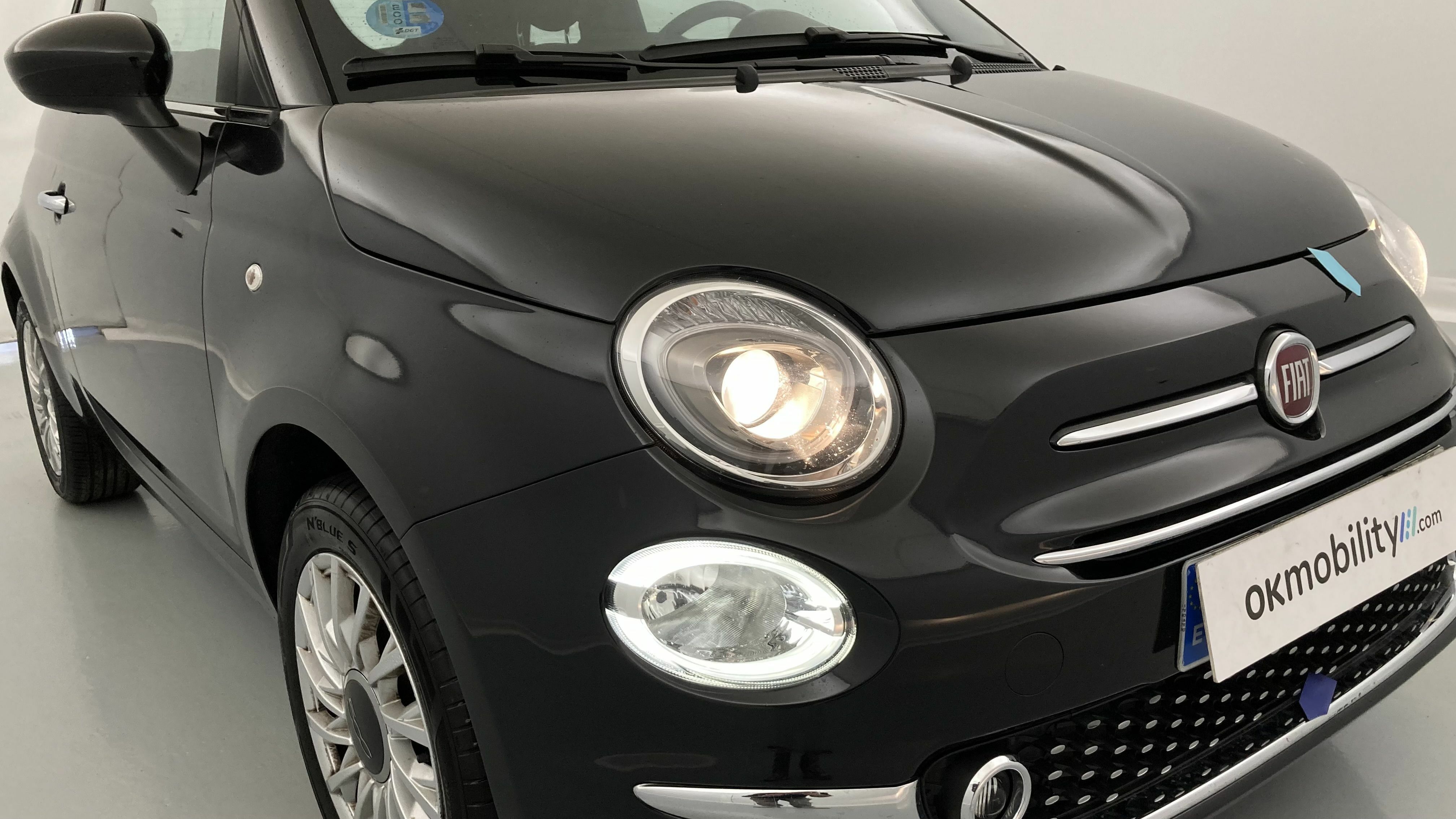 fiat 500c dolcevita 1.0 HYBRID 70 MHEV 2024 negro vesuvio 29