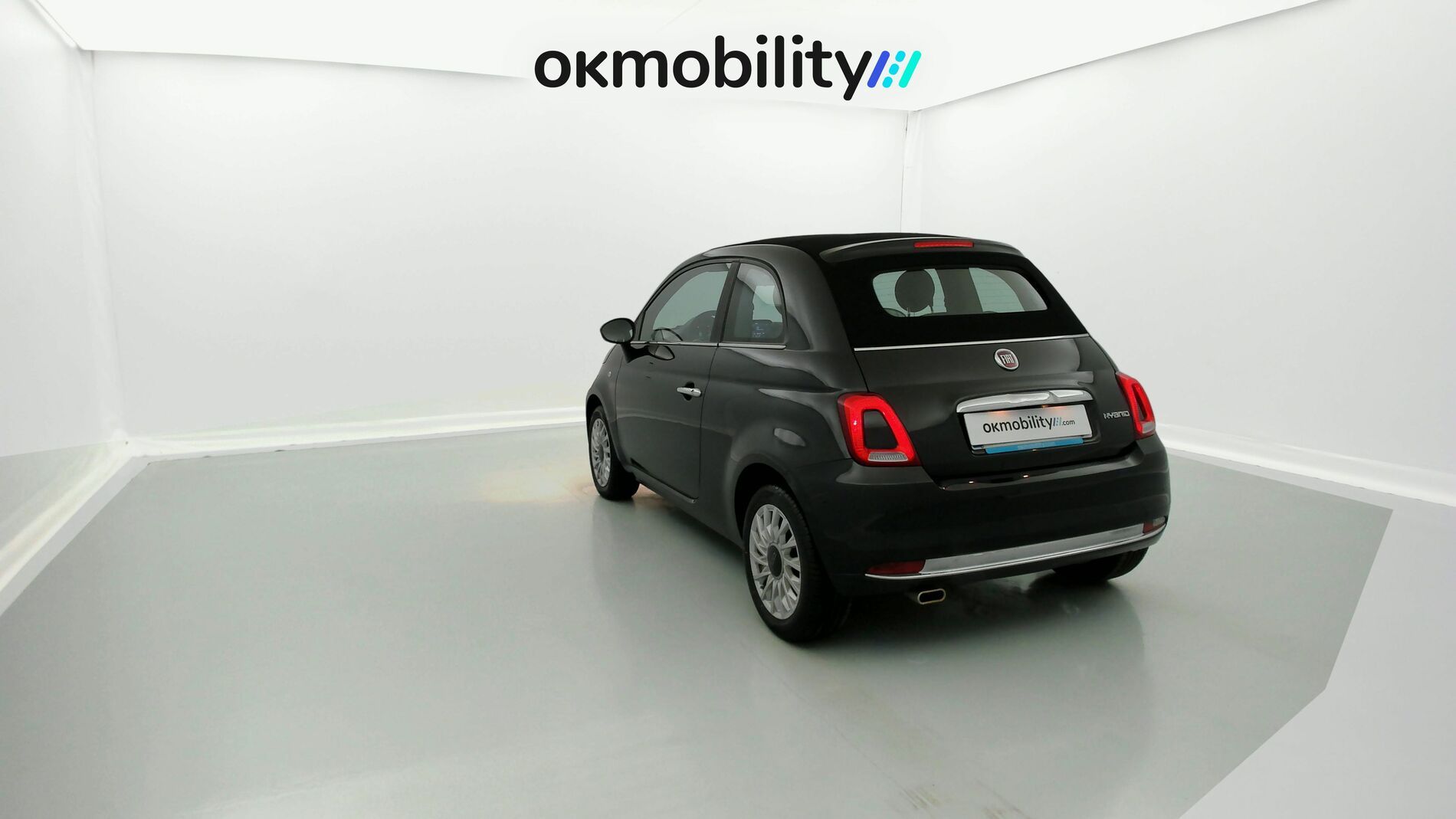 fiat 500c dolcevita 1.0 HYBRID 70 MHEV 2024 negro vesuvio 9