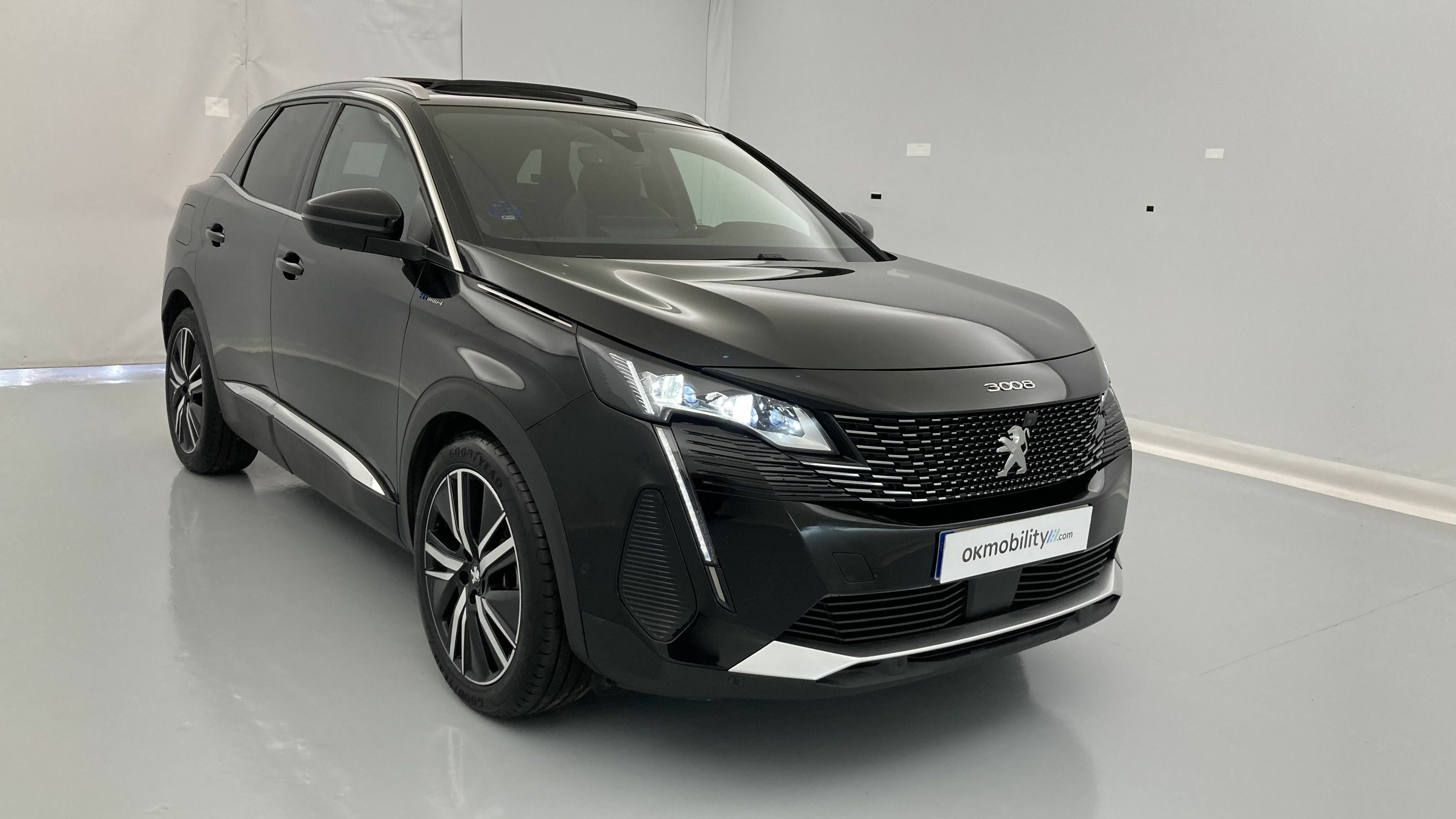 peugeot 3008 gt pack 1.6 HYBRID 300 EAT PHEV 2022 negro perla nera 18