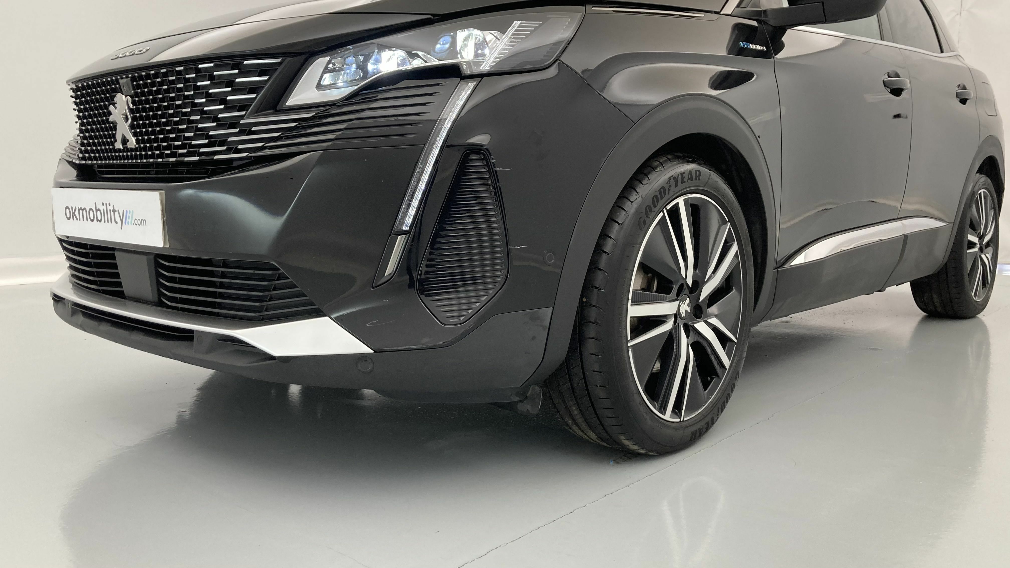 peugeot 3008 gt pack 1.6 HYBRID 300 EAT PHEV 2022 negro perla nera 21