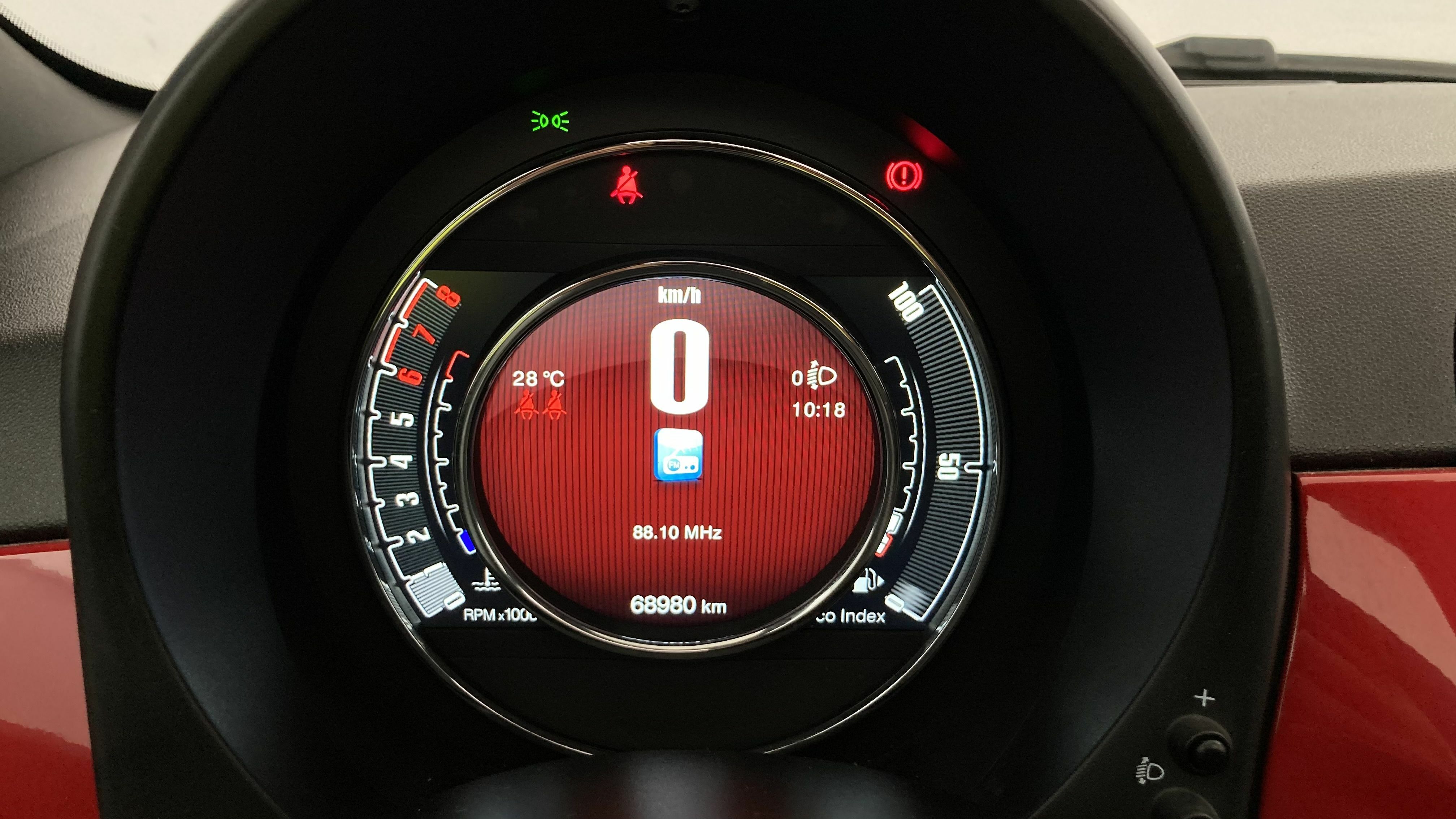 fiat 500c dolcevita 1.0 HYBRID 70 MHEV 2024 rojo passione 8