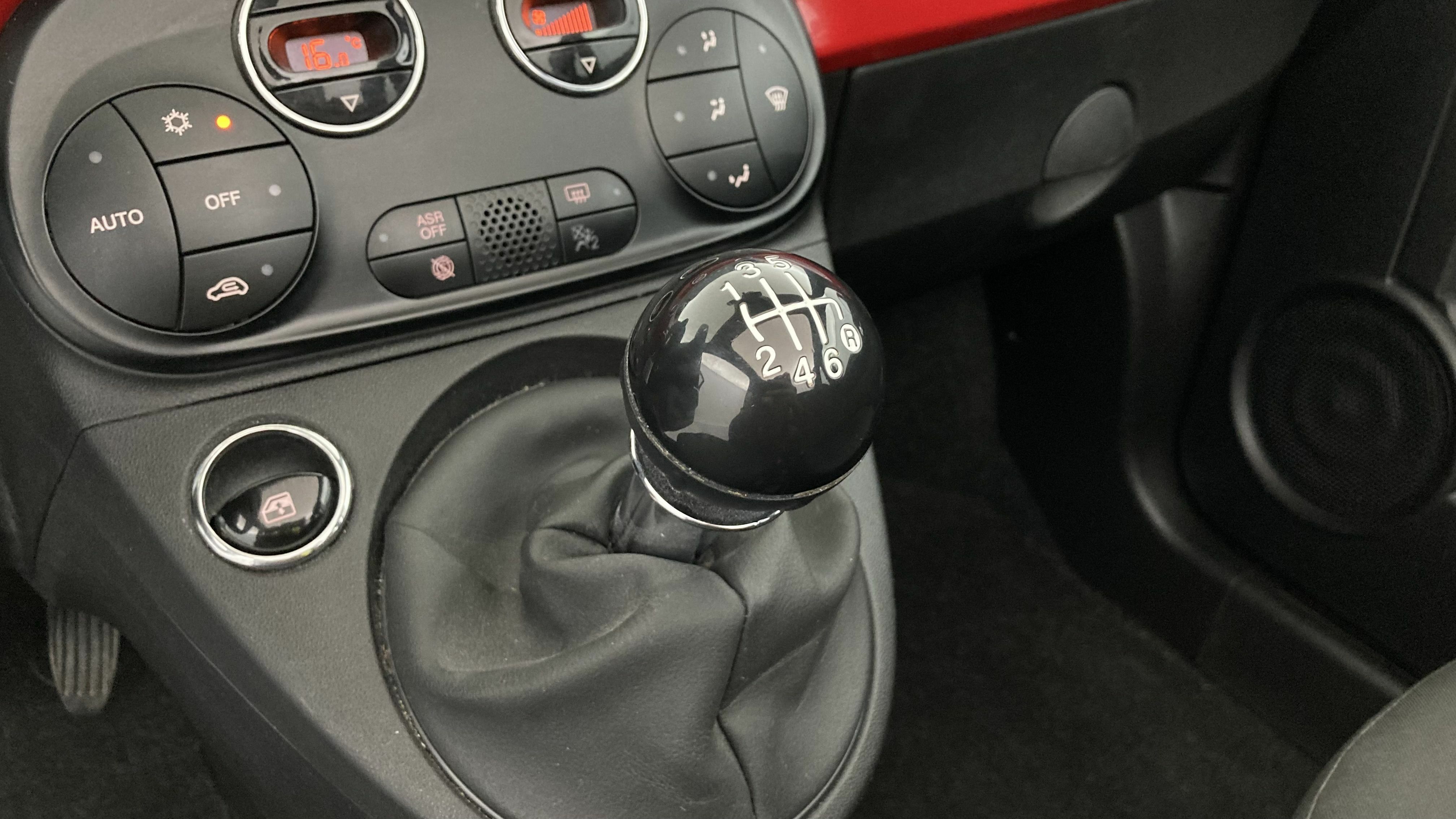 fiat 500c dolcevita 1.0 HYBRID 70 MHEV 2024 rojo passione 10
