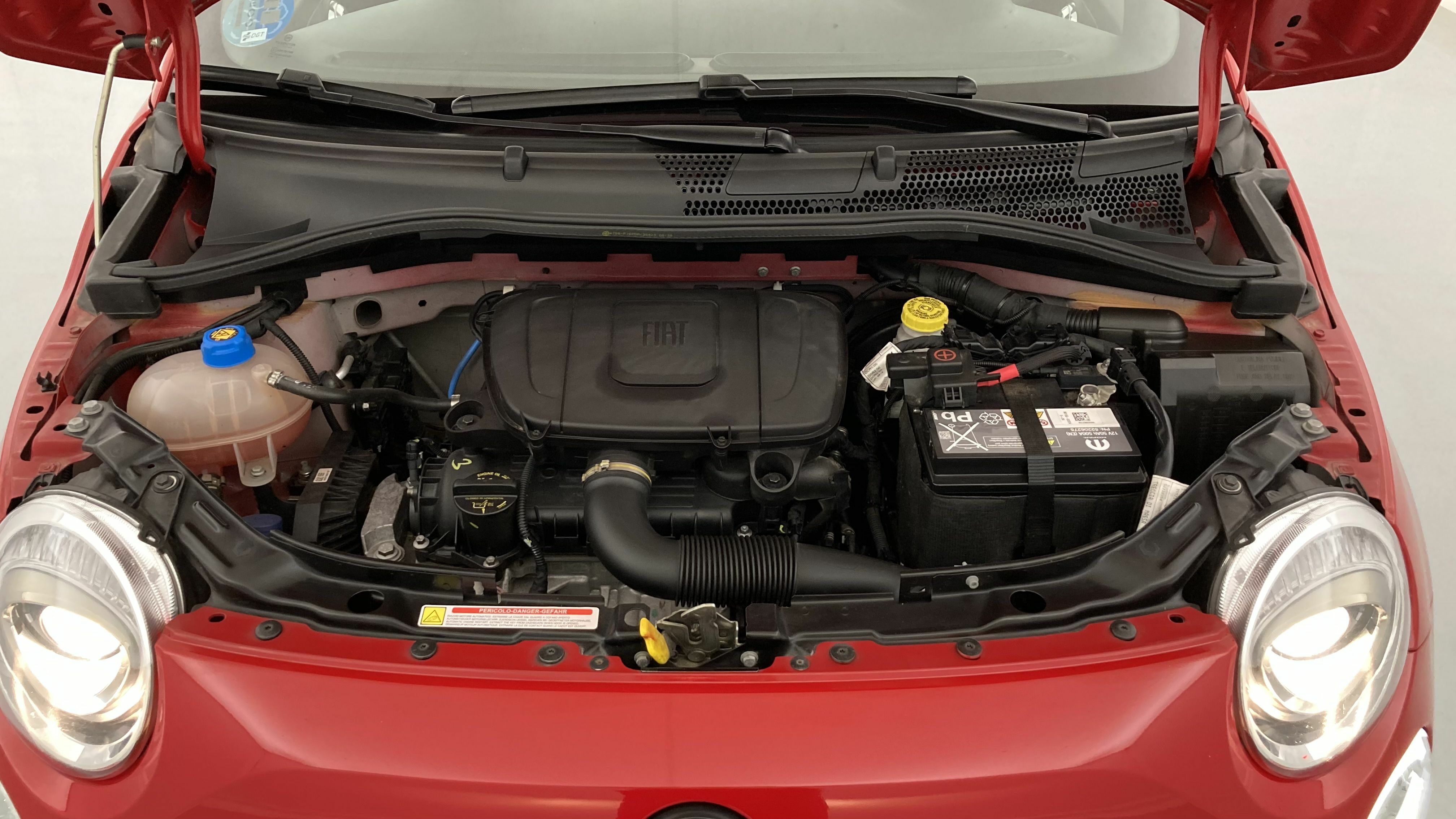 fiat 500c dolcevita 1.0 HYBRID 70 MHEV 2024 rojo passione 15