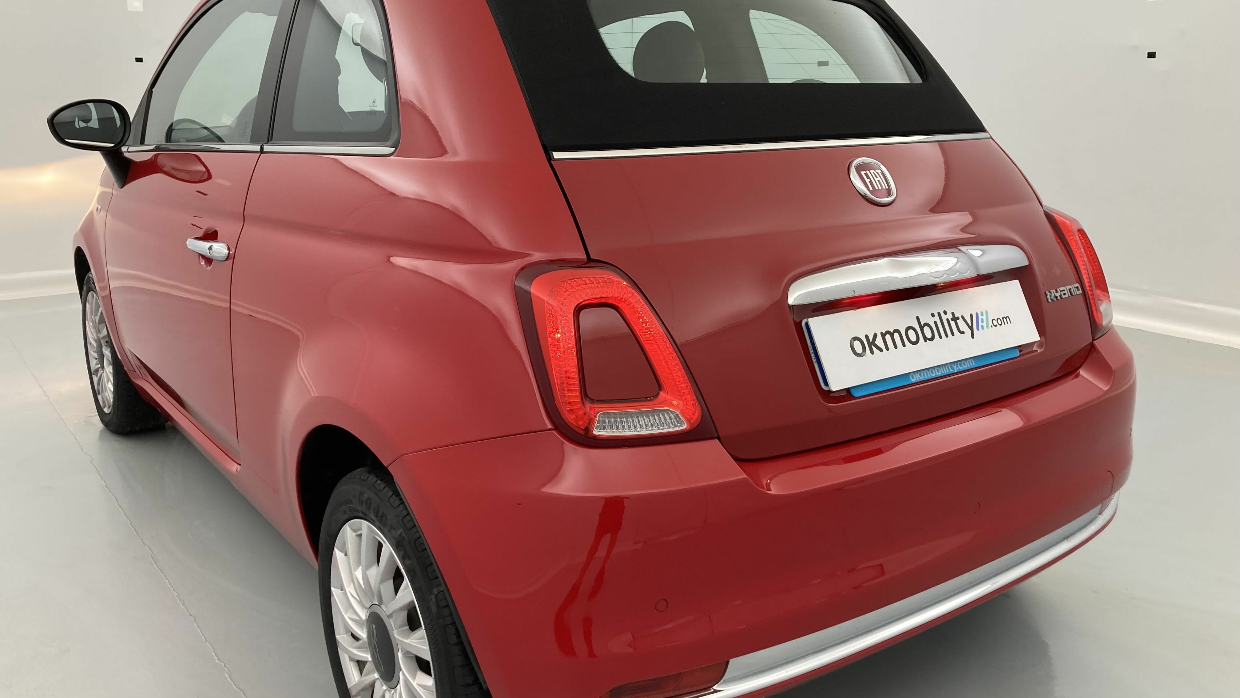 fiat 500c dolcevita 1.0 HYBRID 70 MHEV 2024 rojo passione 20