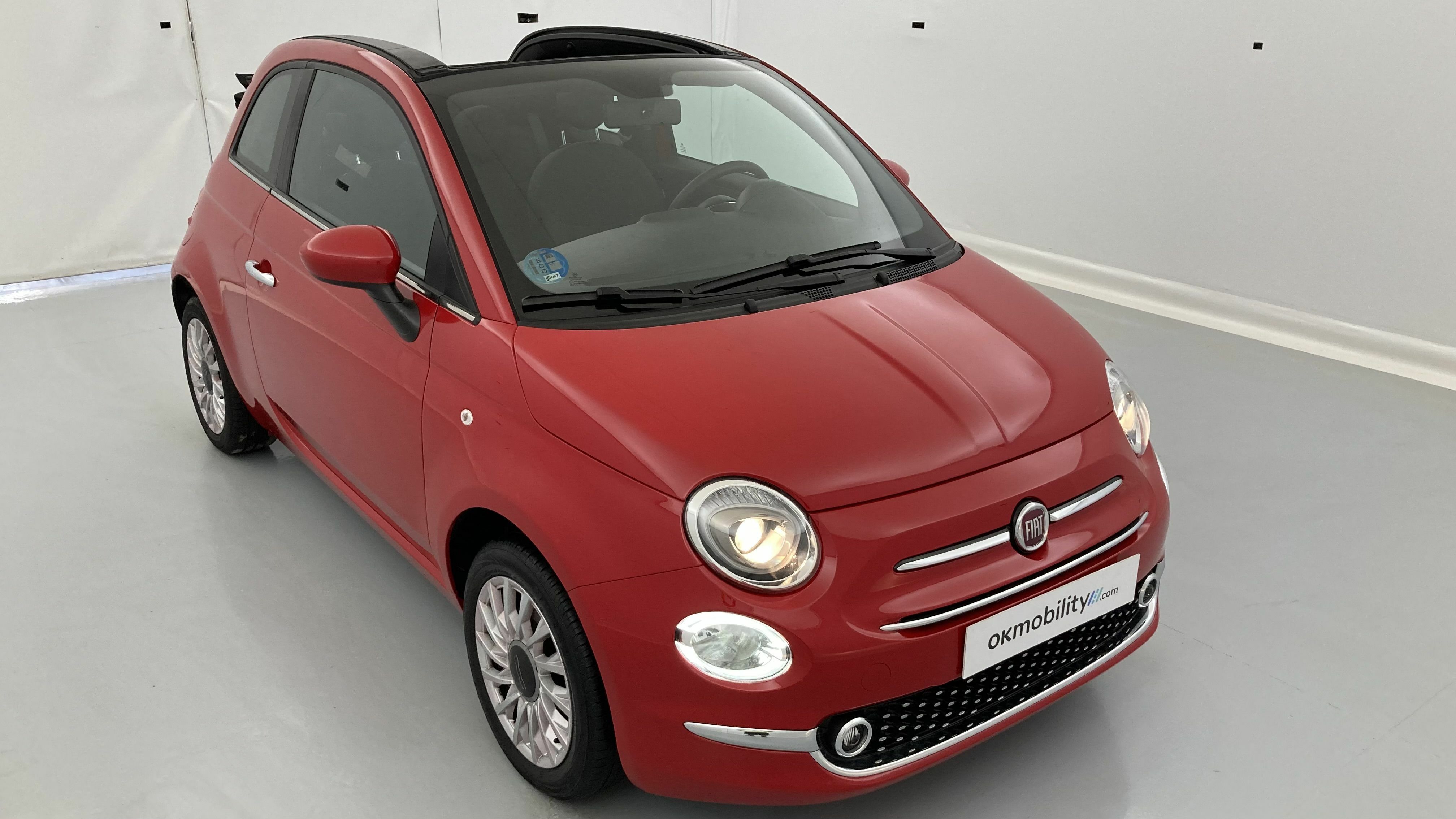 fiat 500c dolcevita 1.0 HYBRID 70 MHEV 2024 rojo passione 23