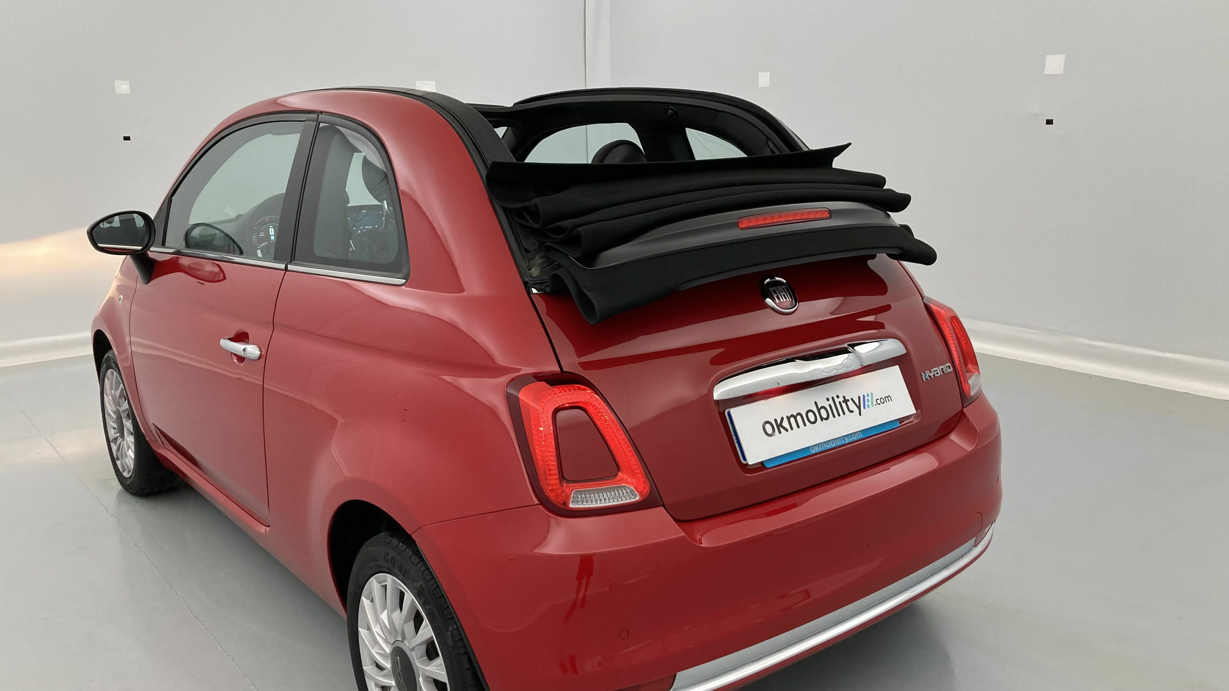 fiat 500c dolcevita 1.0 HYBRID 70 MHEV 2024 rojo passione 24