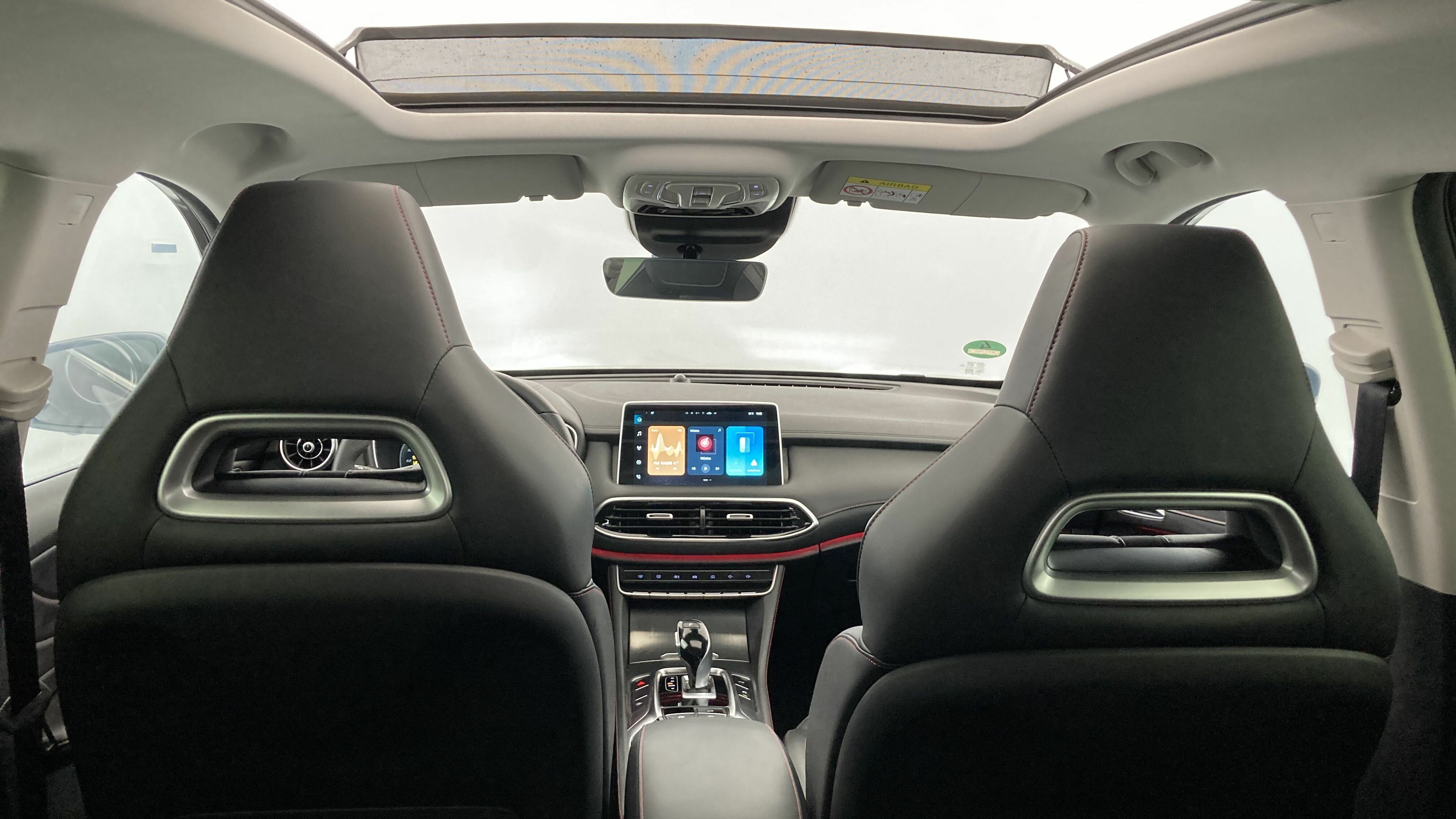 mg hs luxury 1.5 T-GDI 162 AT 2024 iron oxide grey 31