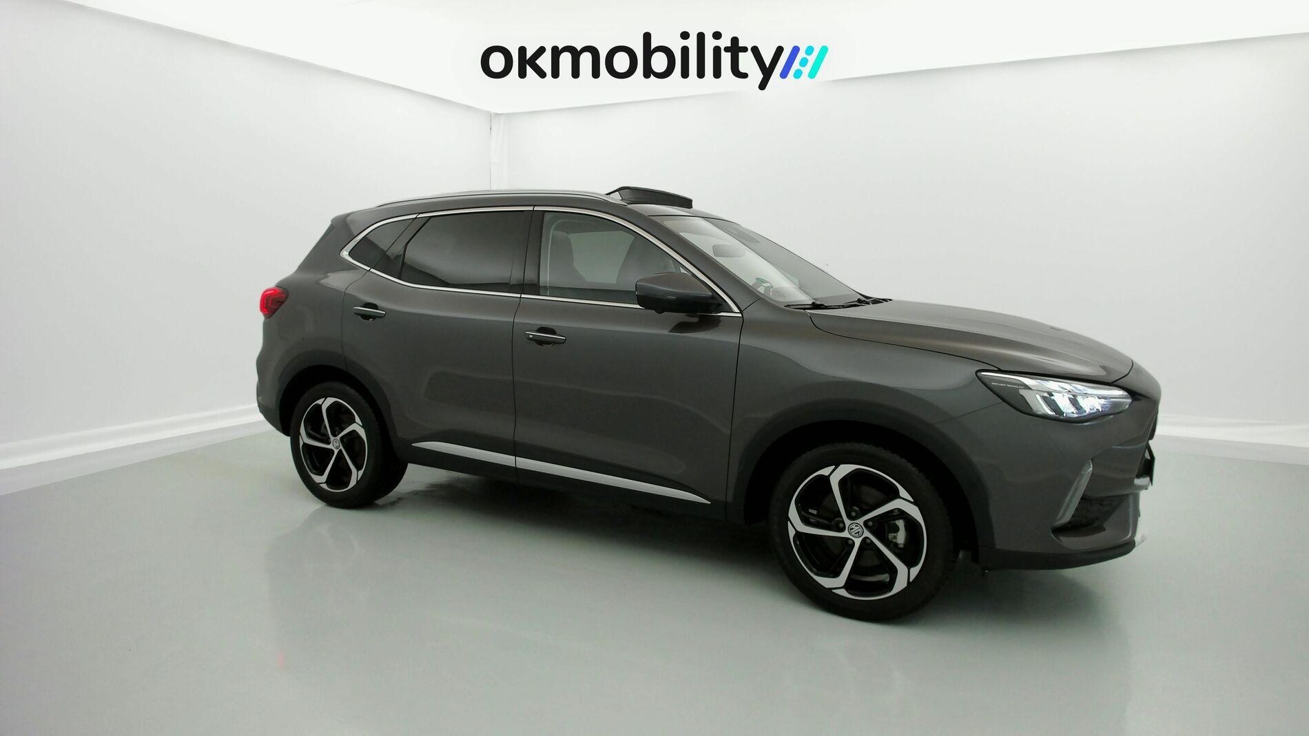 mg hs luxury 1.5 T-GDI 162 AT 2024 iron oxide grey 2