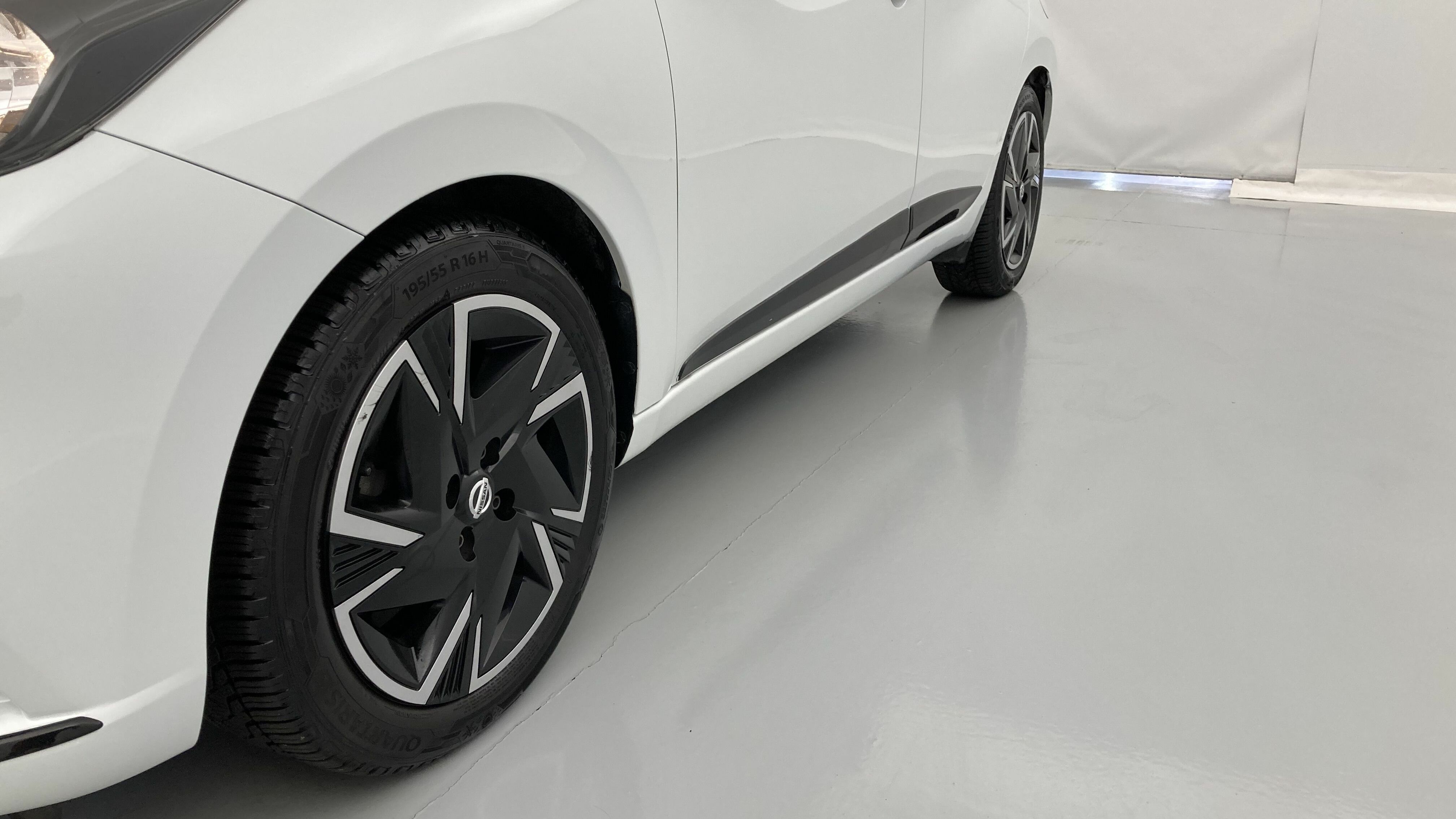 nissan micra n-design 1.0 IG-T 92 2022 white glaze 27