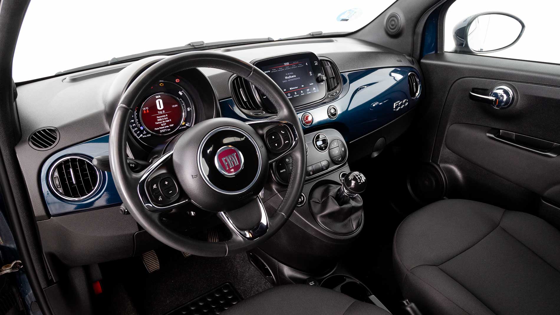 fiat 500c dolcevita 1.0 HYBRID 70 MHEV 2024 azul di pinto di blu 13