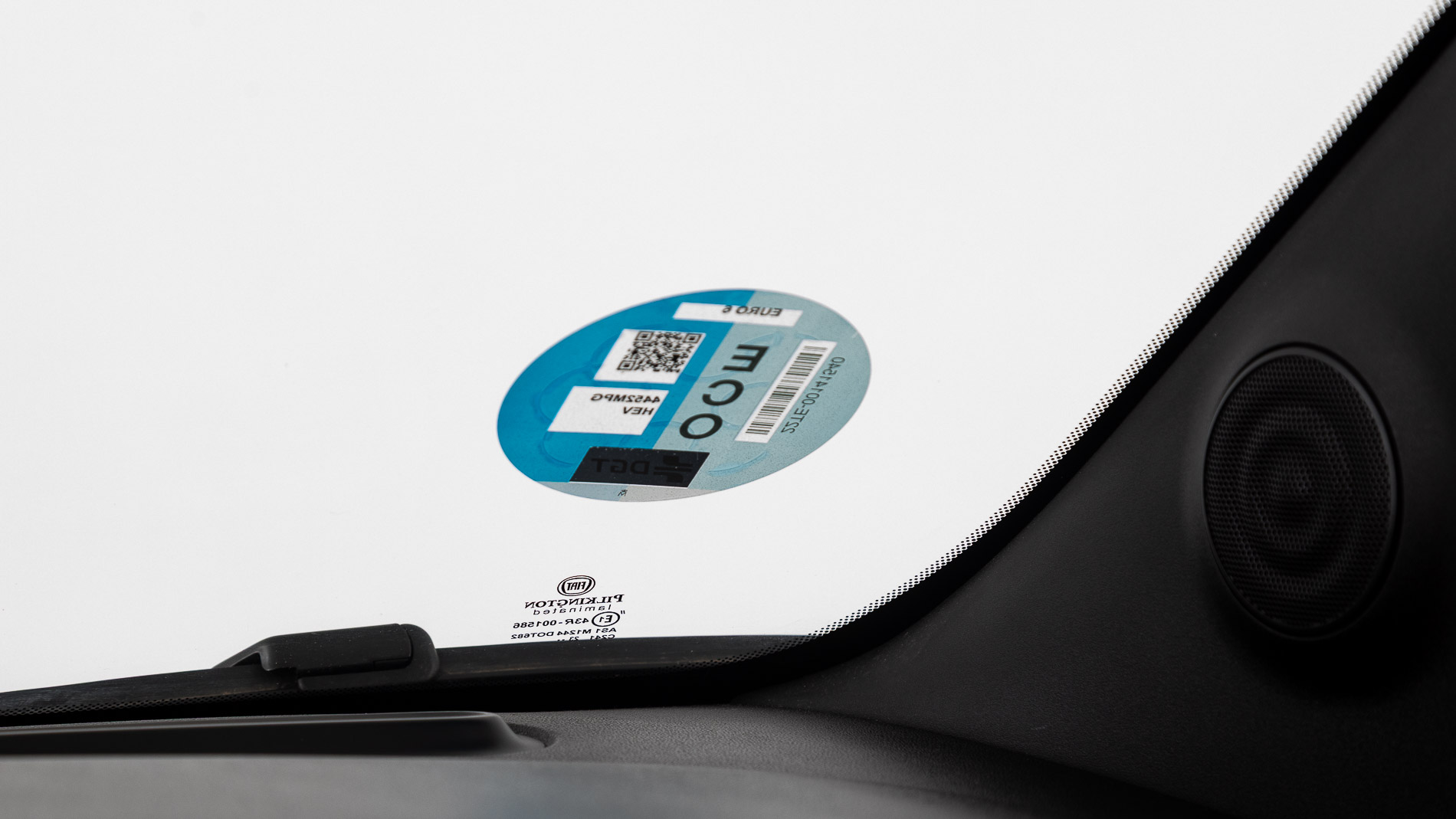 fiat 500c dolcevita 1.0 HYBRID 70 MHEV 2024 azul di pinto di blu 16