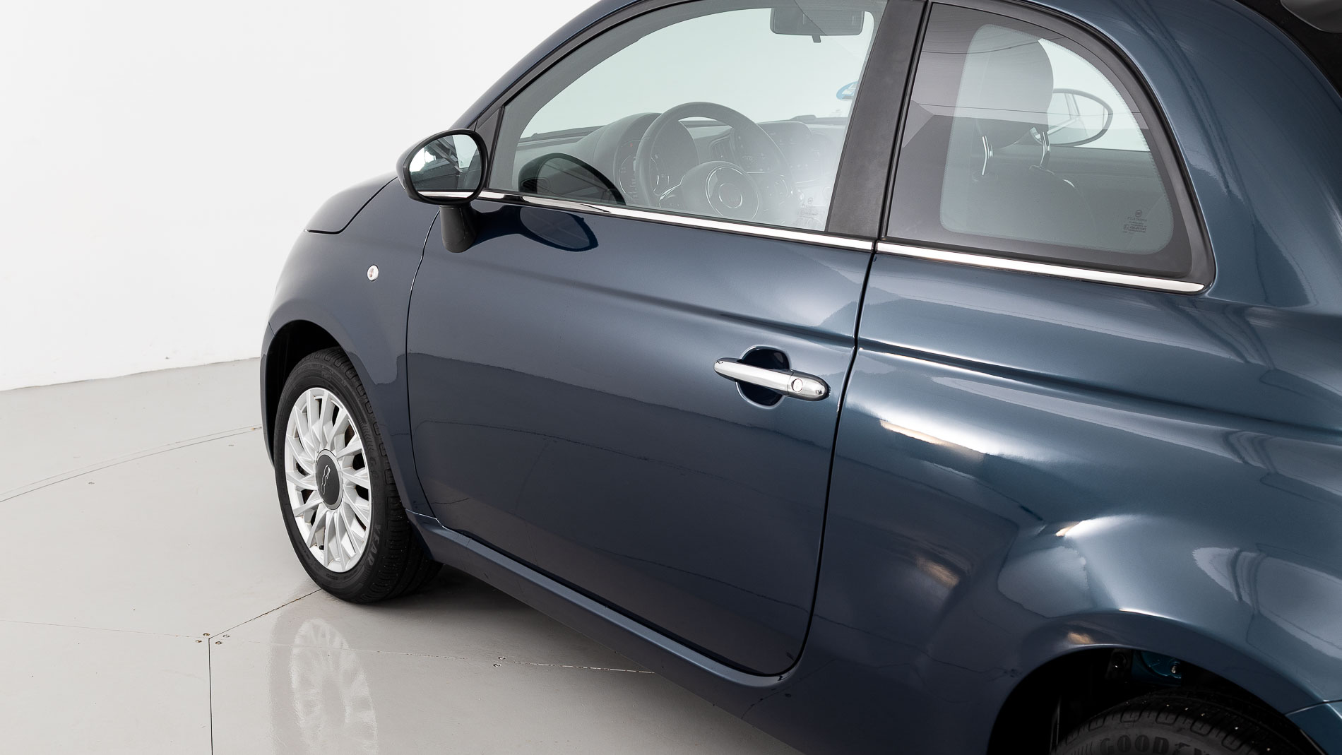 fiat 500c dolcevita 1.0 HYBRID 70 MHEV 2024 azul di pinto di blu 36