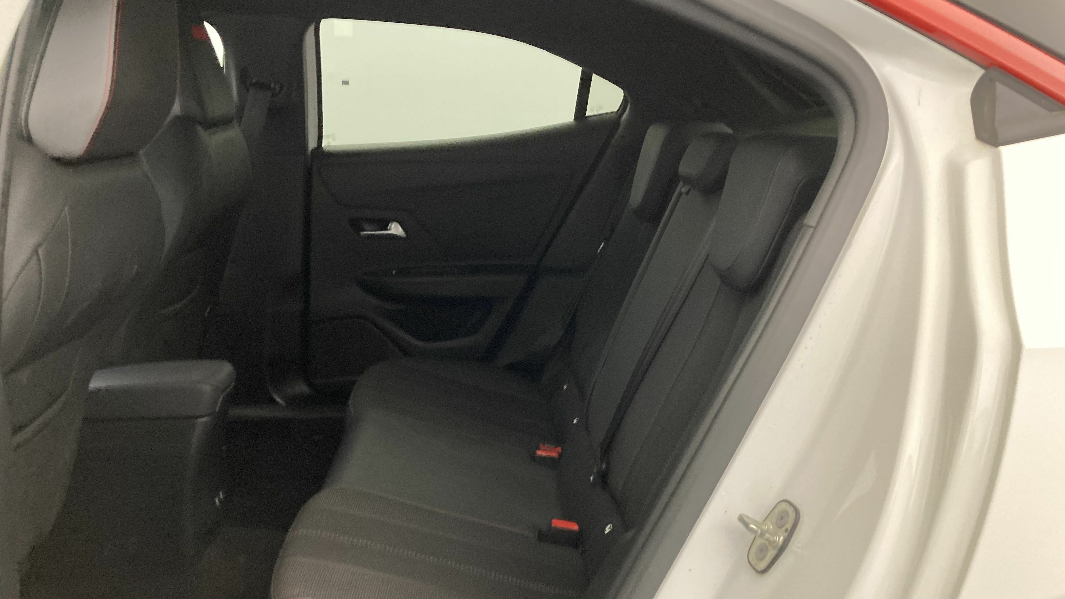 opel mokka gs 1.2T 130 2023 artkis white 21