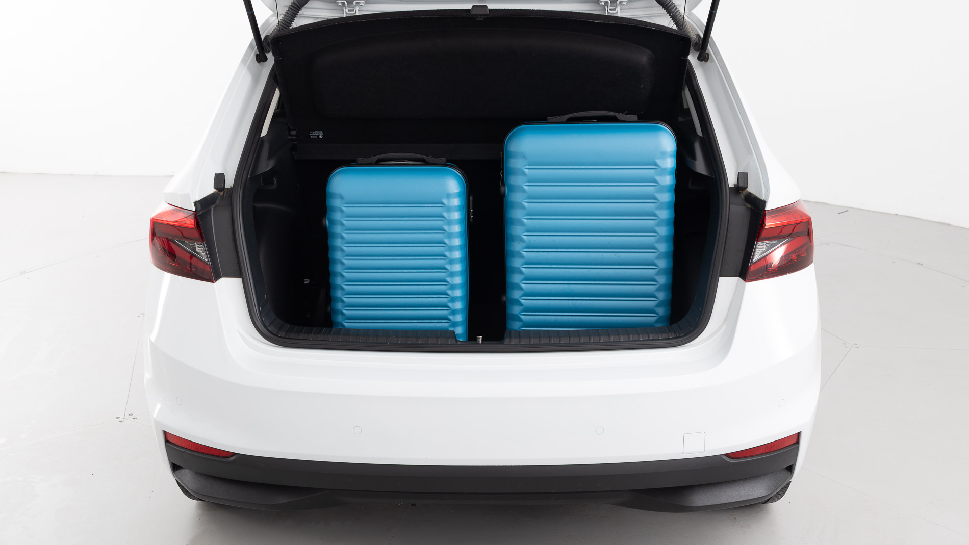 skoda fabia selection 1.0 MPI 80 2024 blanco glaciar 31