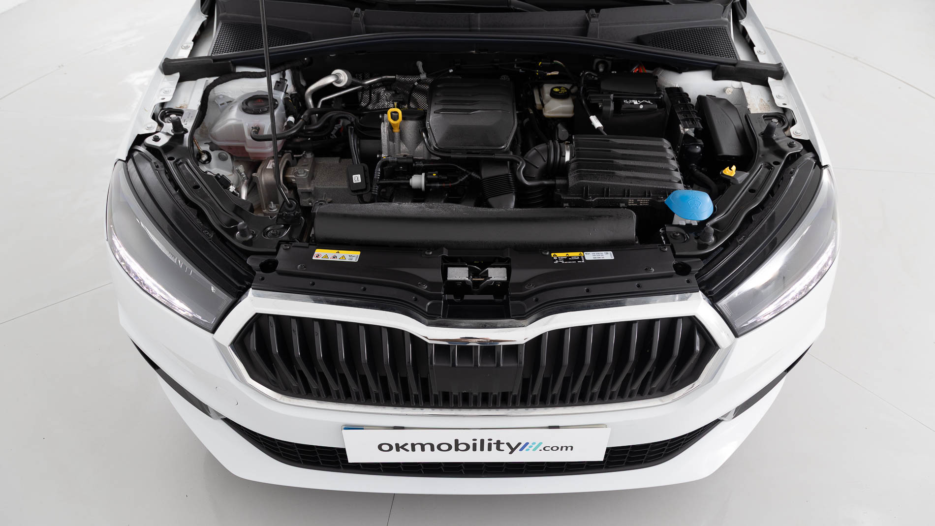 skoda fabia selection 1.0 MPI 80 2024 blanco glaciar 32