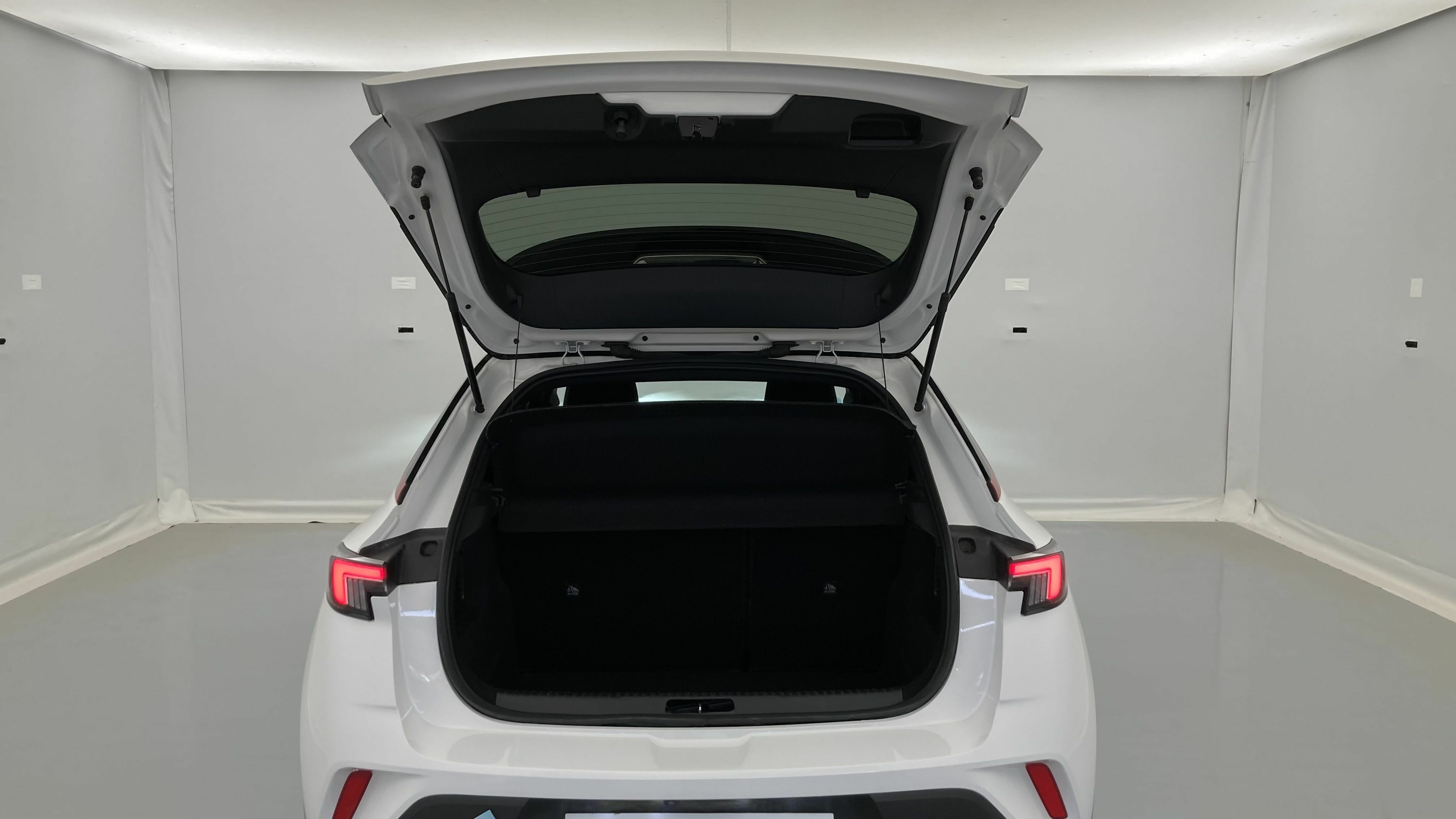 opel mokka gs 1.2T 130 2023 artkis white 24