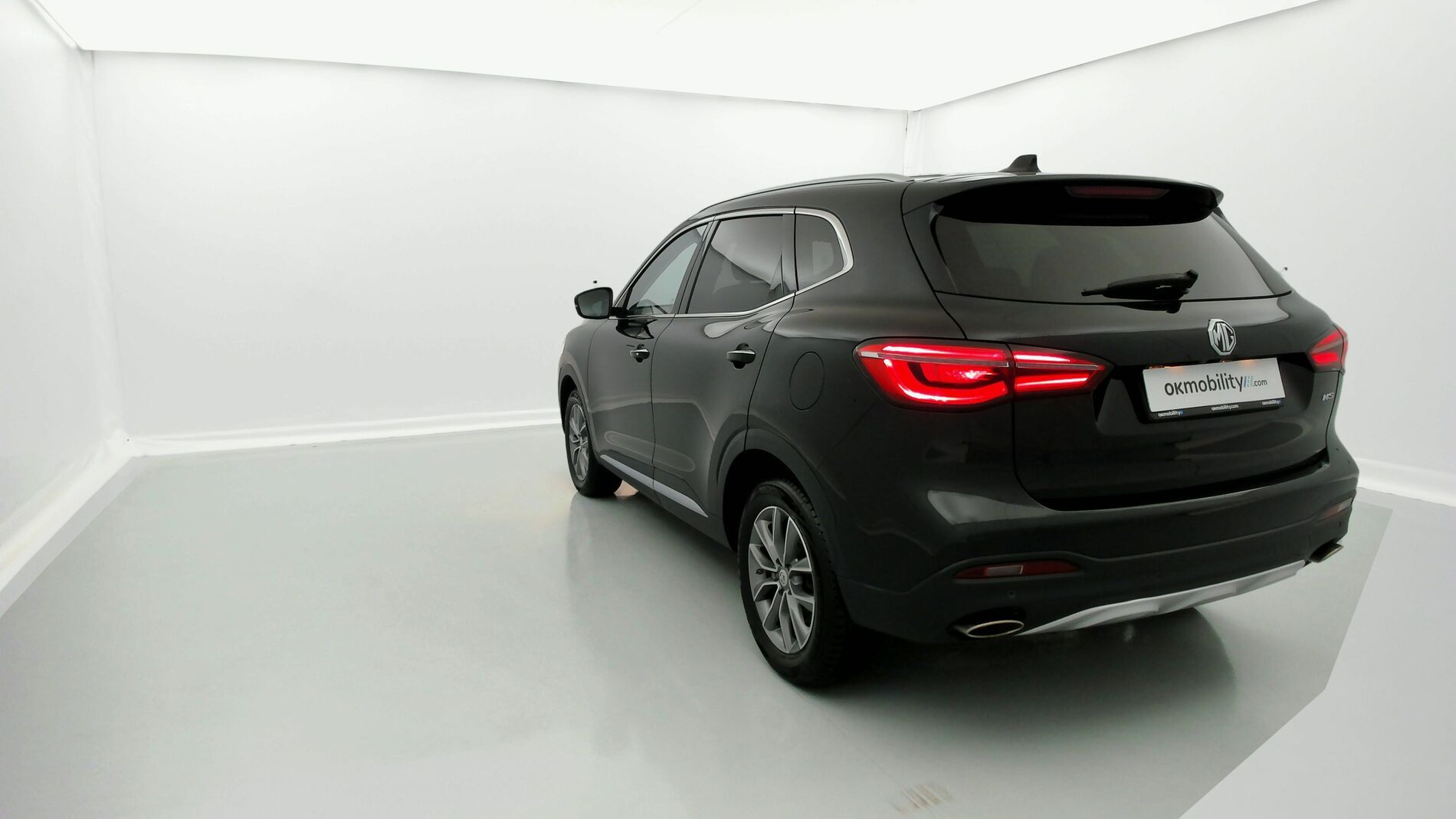 mg hs comfort 1.5 T-GDI 162 AT 2023 pebble black - pbc 10