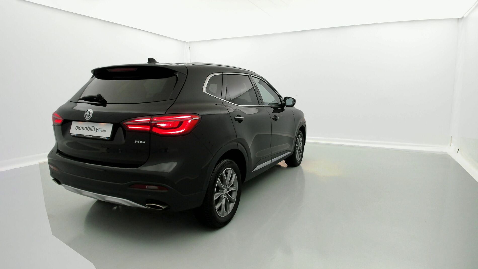 mg hs comfort 1.5 T-GDI 162 AT 2023 pebble black - pbc 12