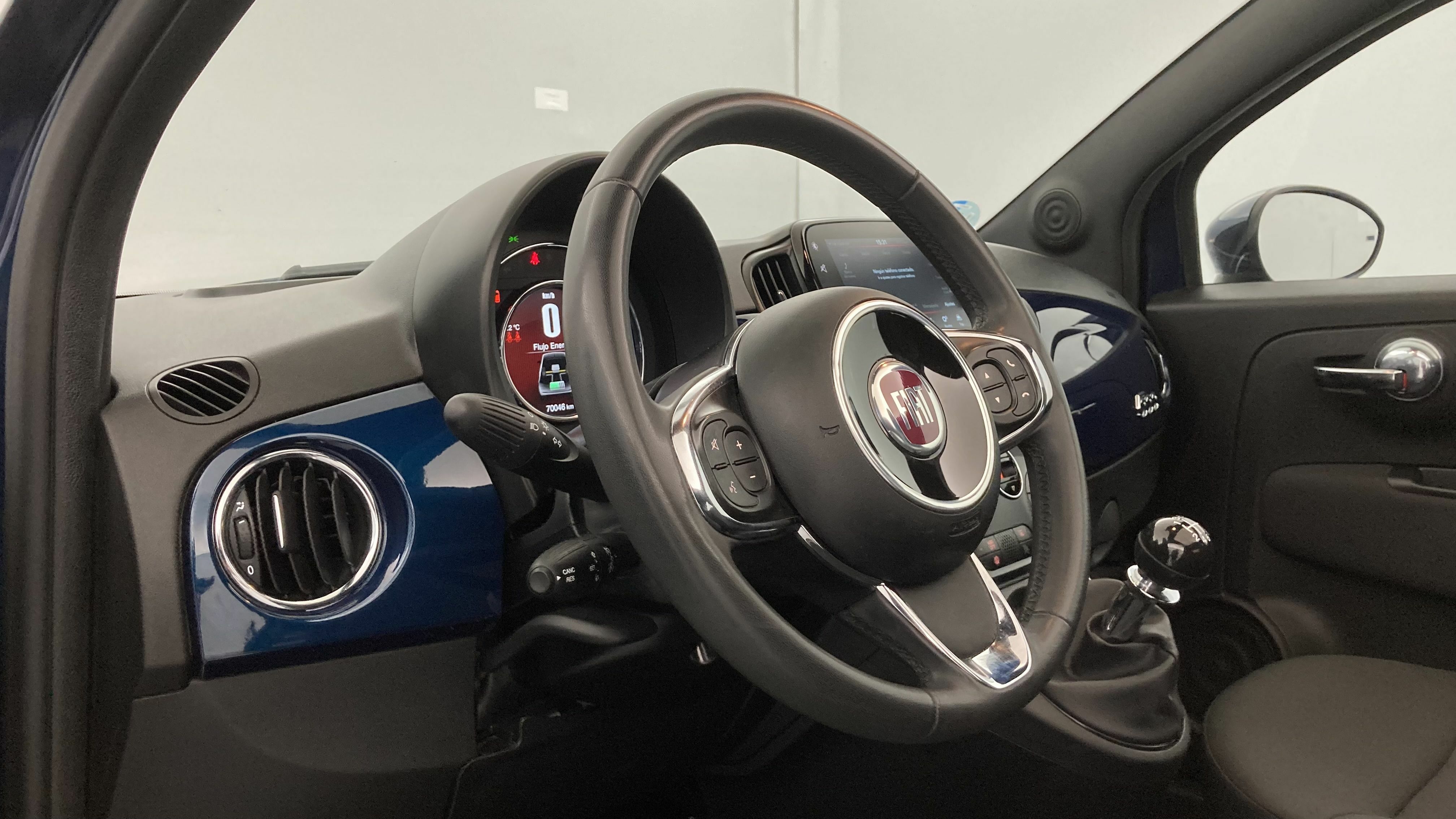 fiat 500c dolcevita 1.0 HYBRID 70 MHEV 2024 azul di pinto di blu 15