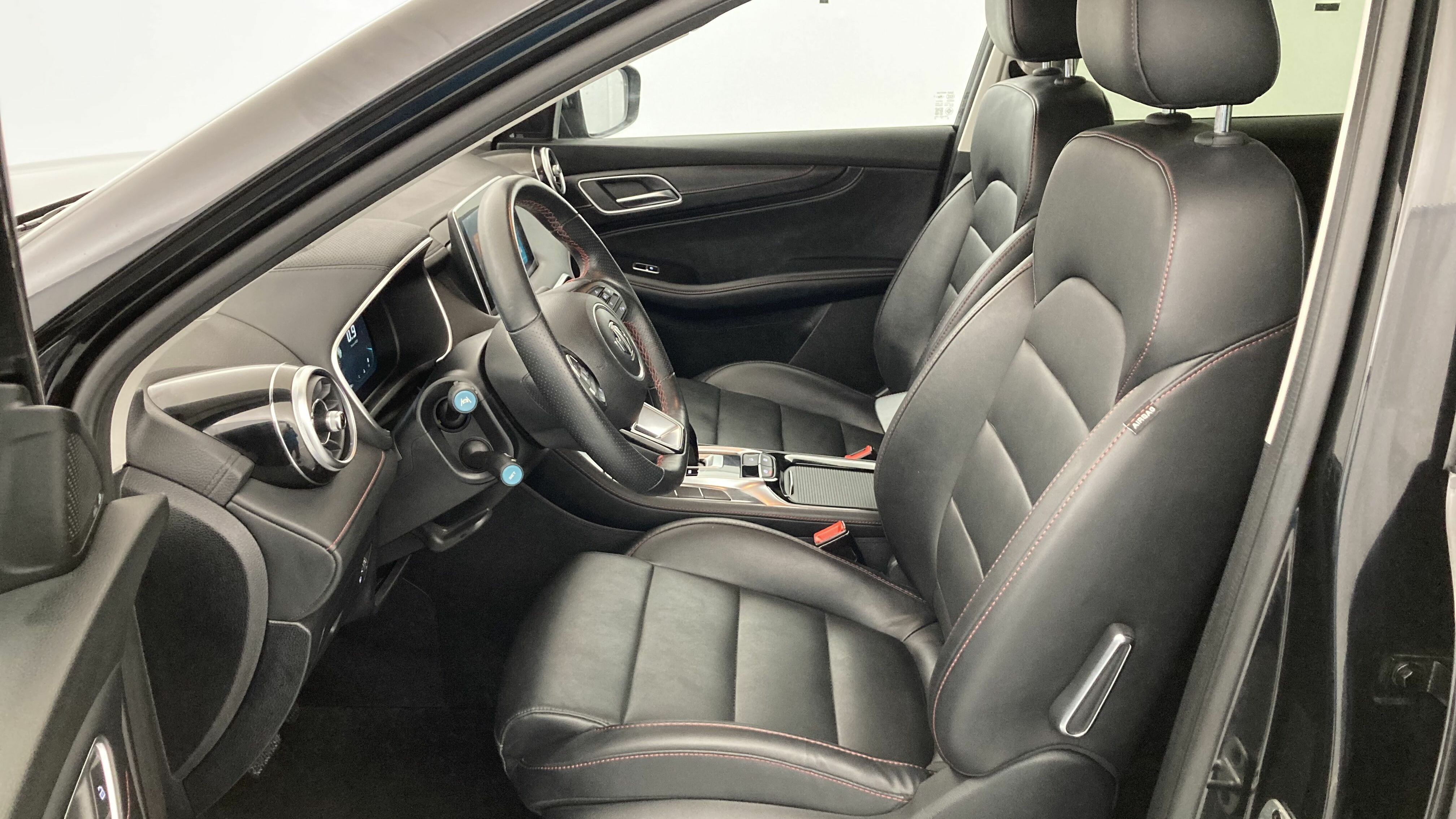 mg hs comfort 1.5 T-GDI 162 AT 2023 pebble black - pbc 15