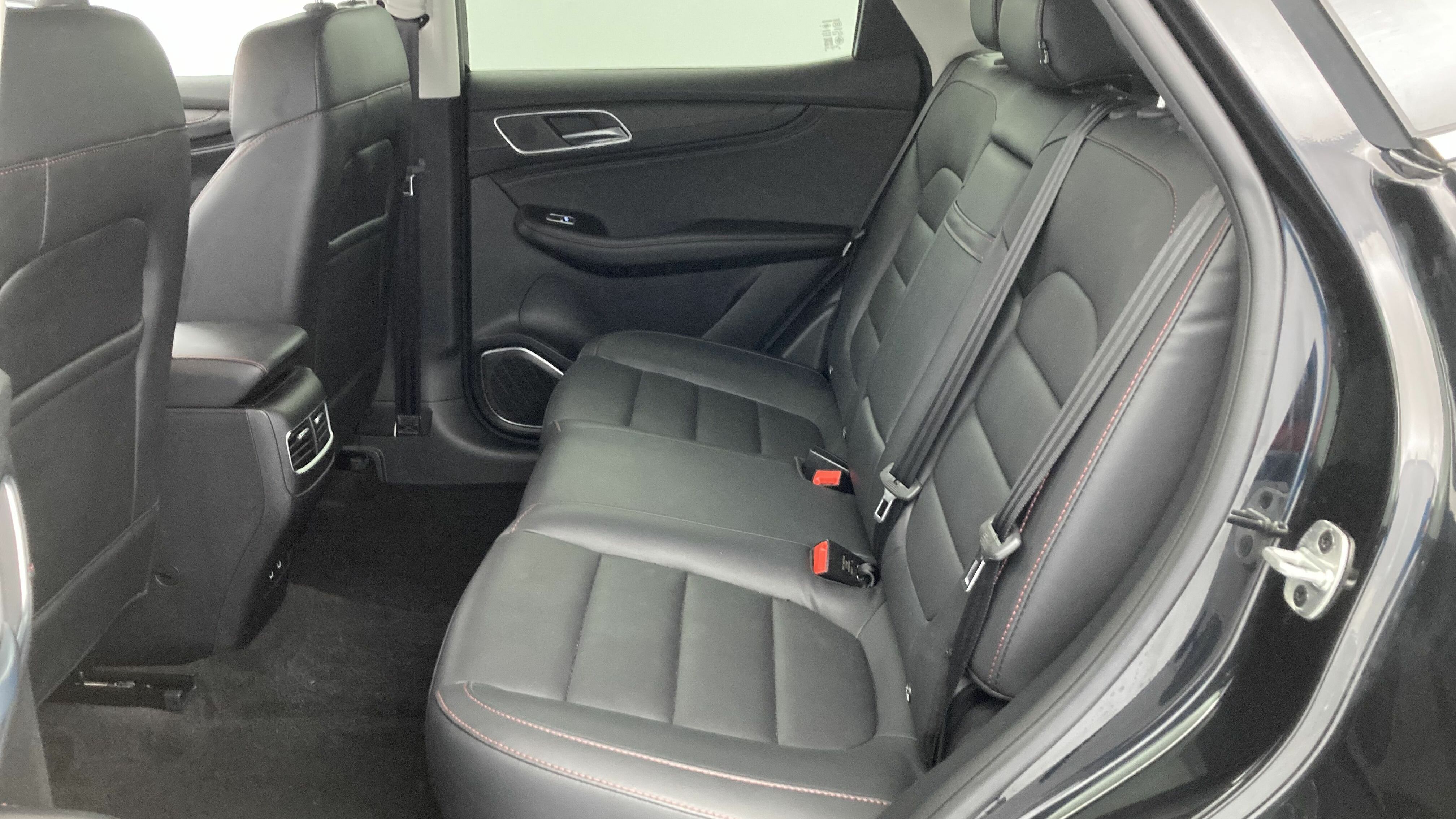 mg hs comfort 1.5 T-GDI 162 AT 2023 pebble black - pbc 22