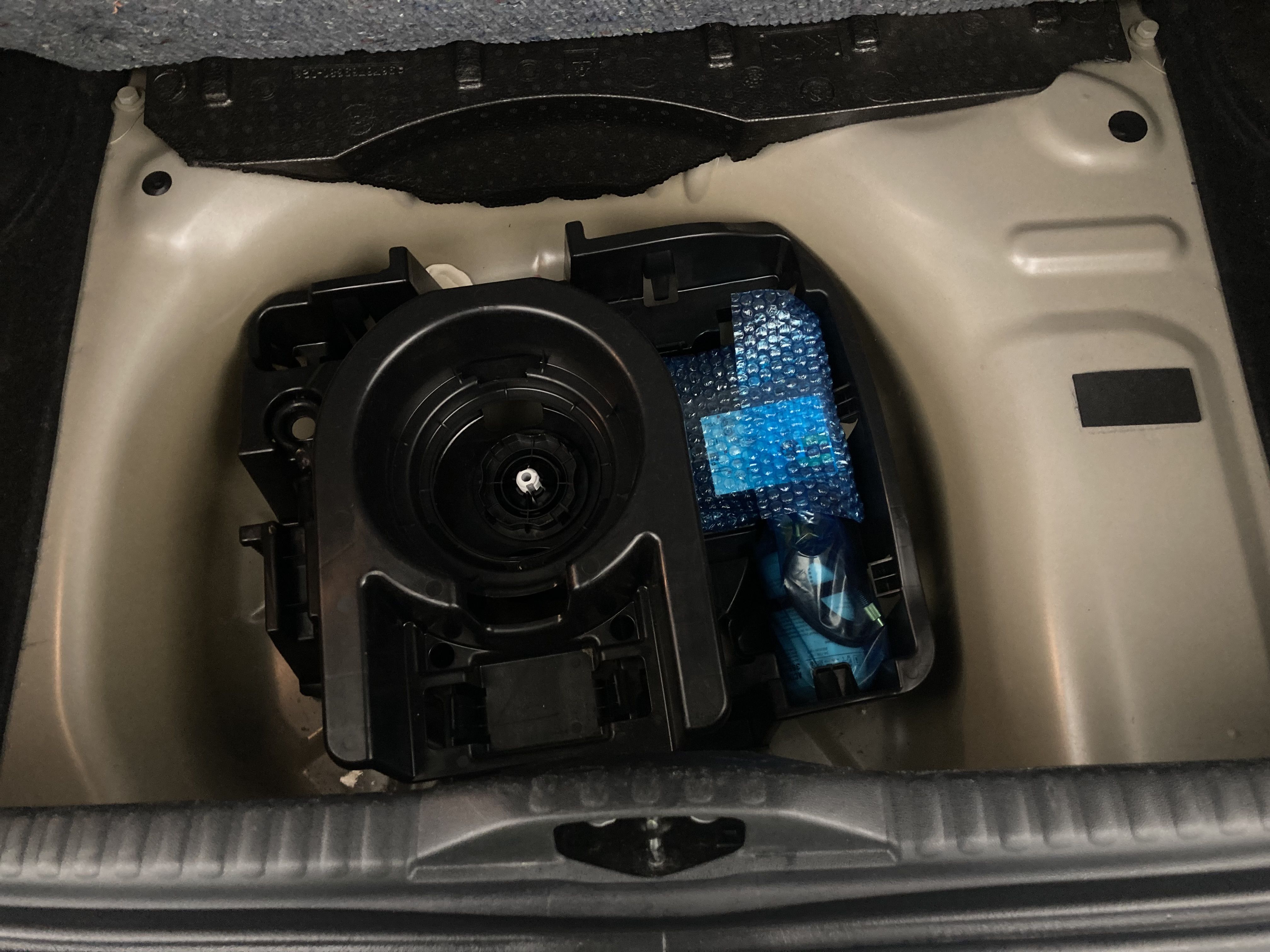 citroen c3 origin max 1.2 PURETECH 83 2024 gris acero 23