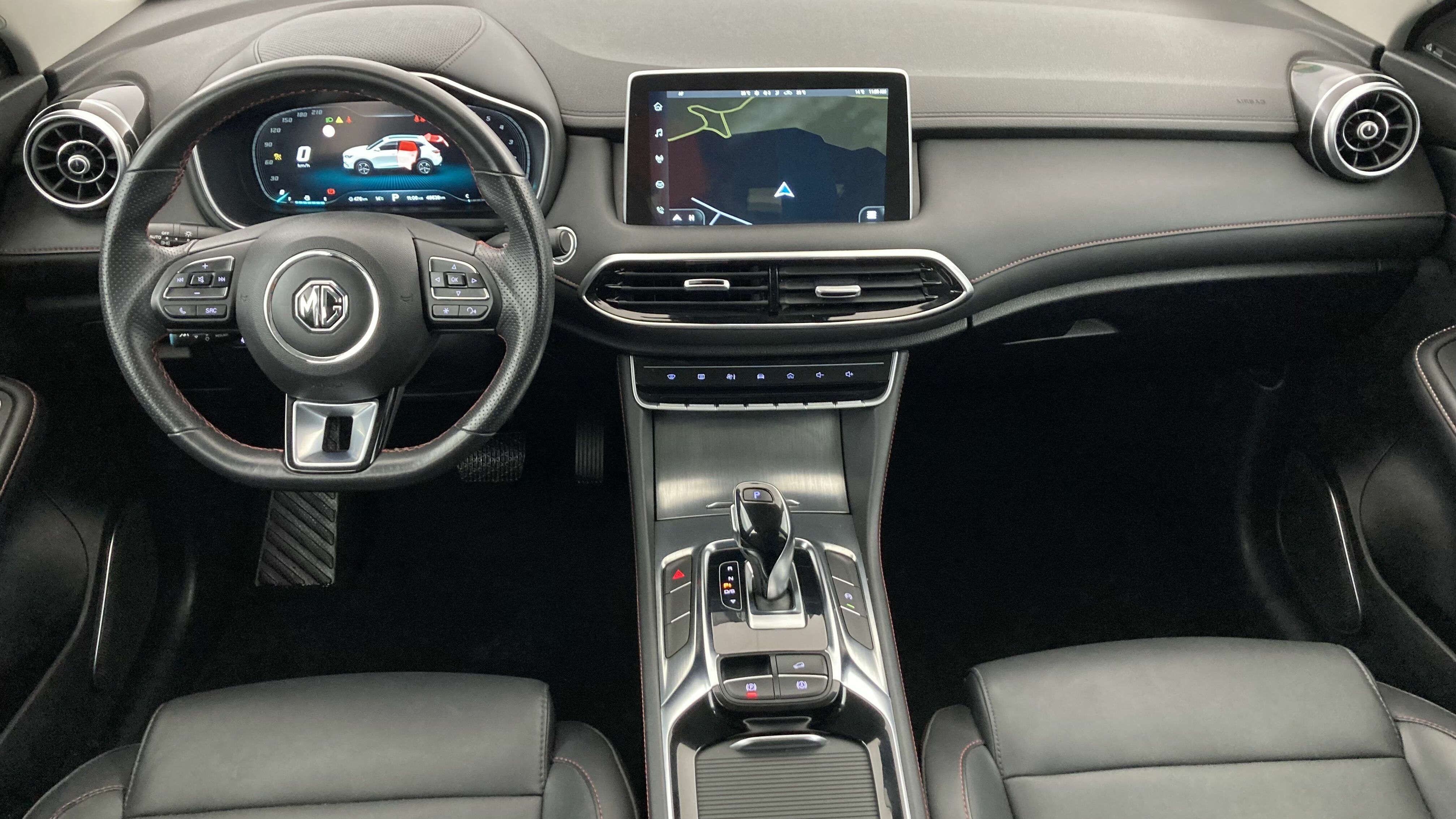 mg hs comfort 1.5 T-GDI 162 AT 2023 pebble black - pbc 17