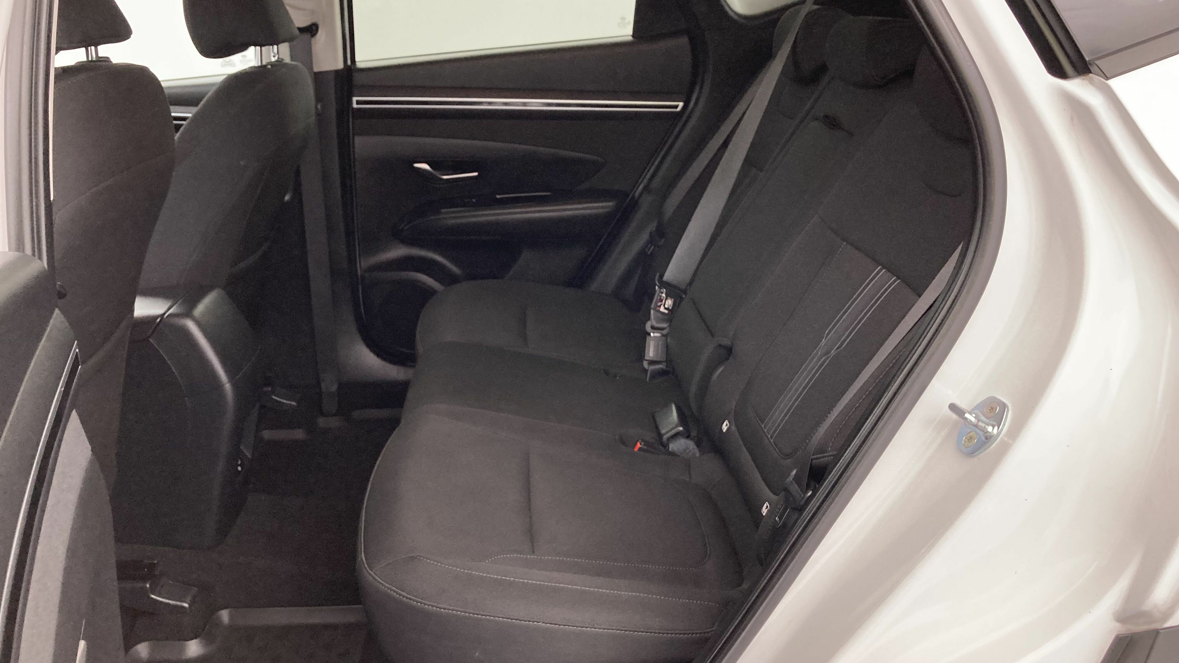 hyundai tucson smart 1.6 T-GDI 150 2022 polar white 20