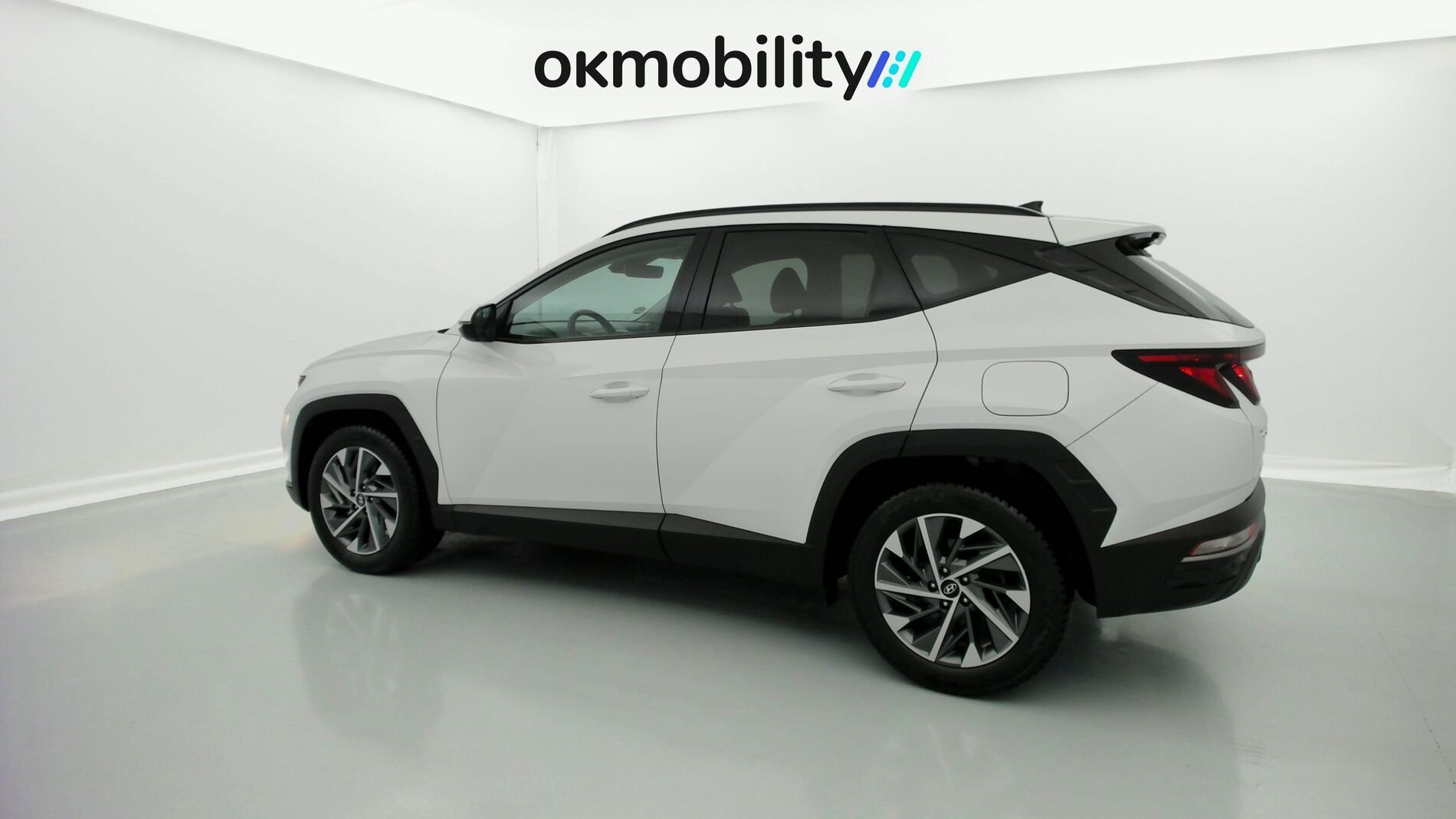 hyundai tucson smart 1.6 T-GDI 150 2022 polar white 8