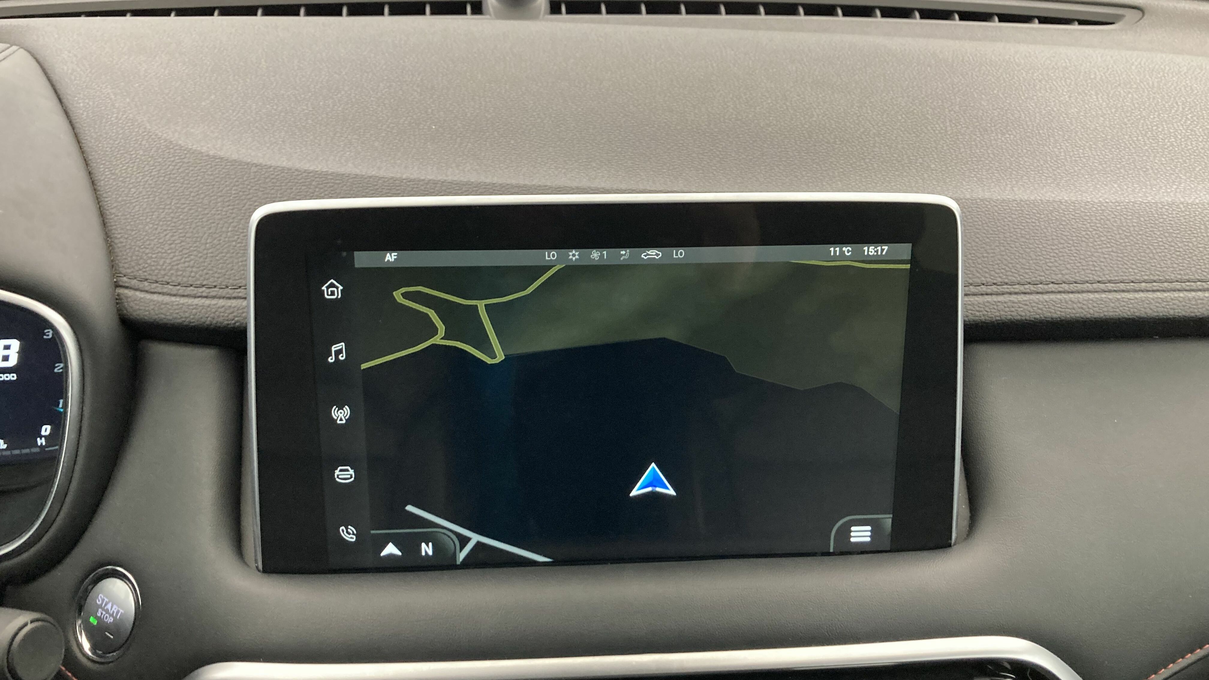 mg hs comfort 1.5 T-GDI 162 AT 2023 dover white - wsb 16