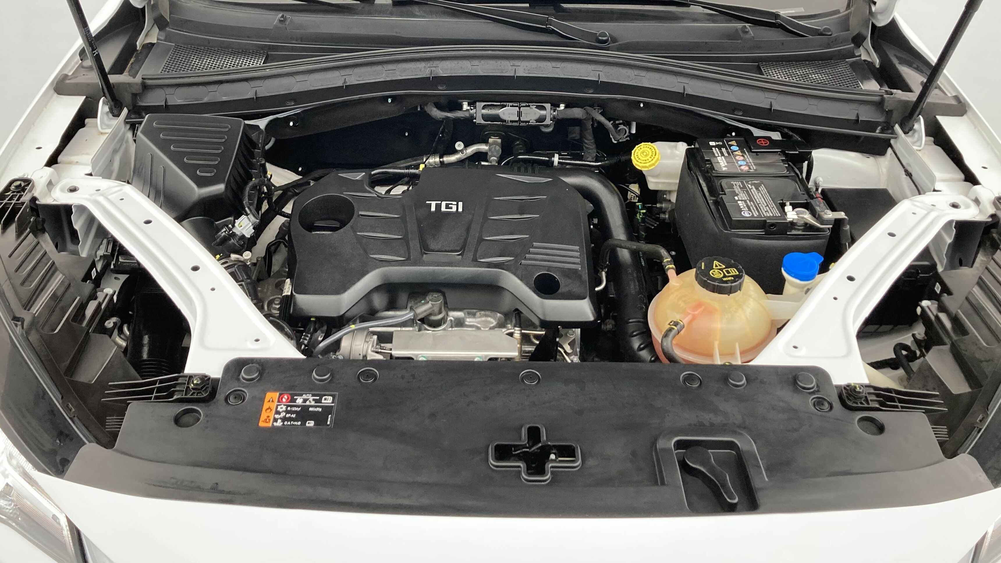 mg hs comfort 1.5 T-GDI 162 AT 2023 dover white - wsb 20