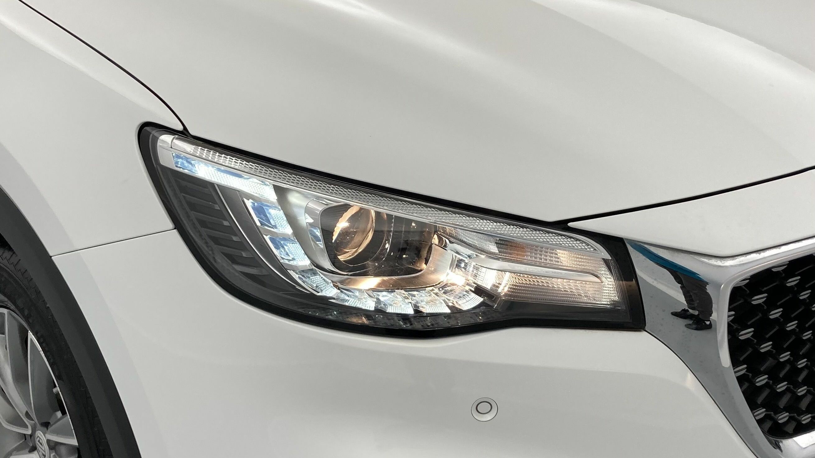 mg hs comfort 1.5 T-GDI 162 AT 2023 dover white - wsb 24