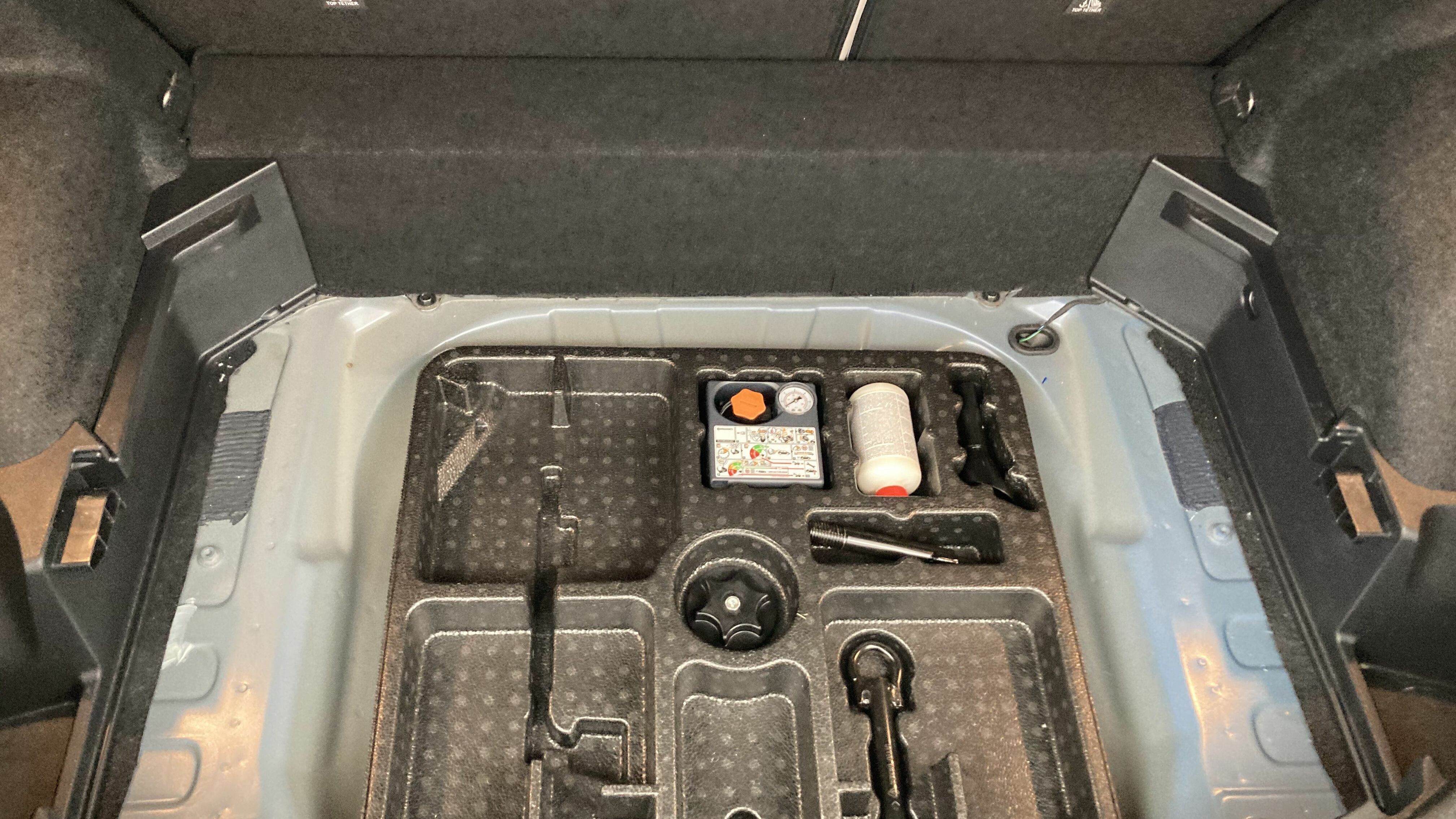 nissan qashqai tekna 1.3 DIG-T 140 MHEV 2022 blue 23