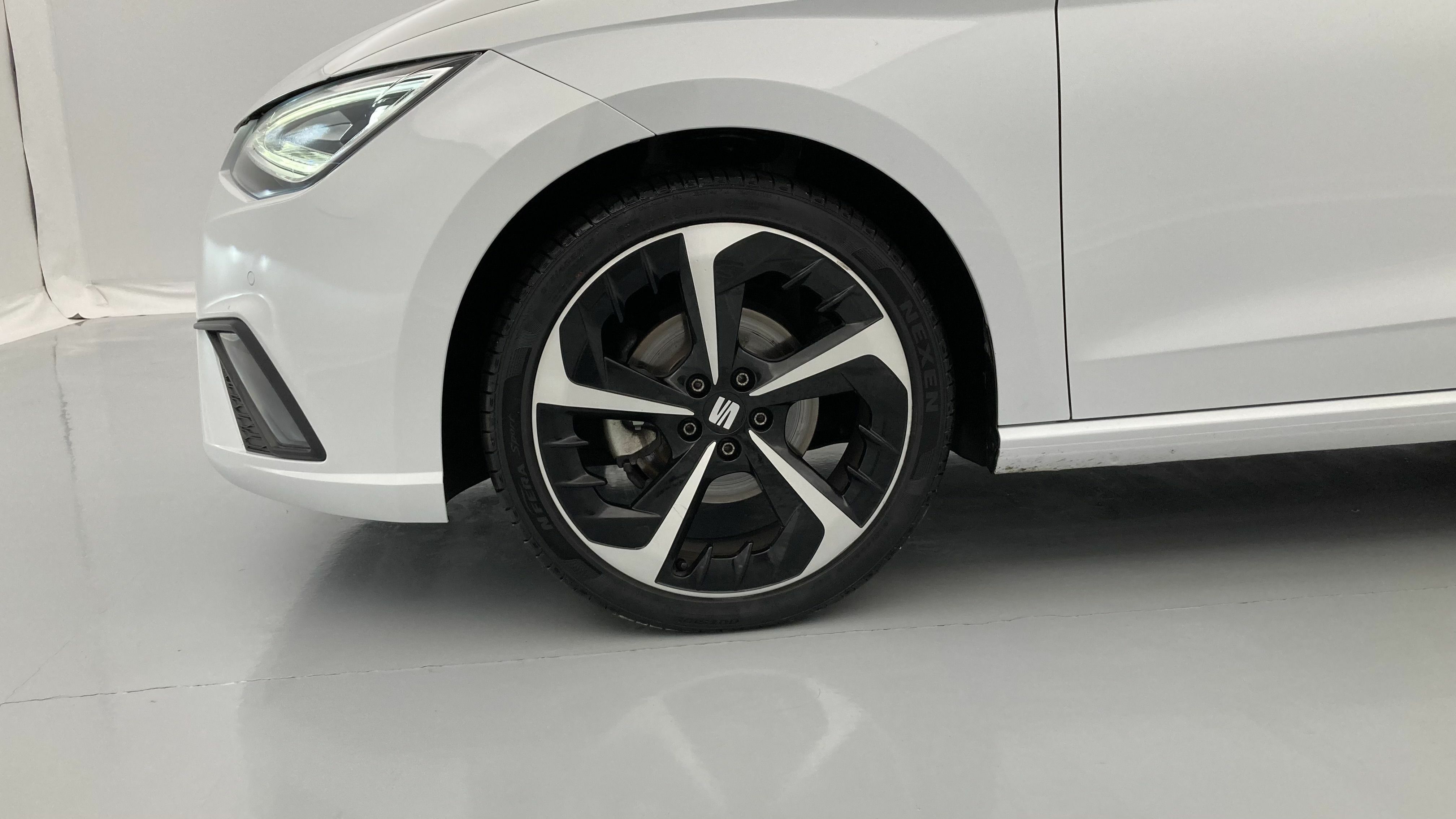 seat ibiza fr xl 1.5 TSI 150 DSG 2024 blanco nevada 27