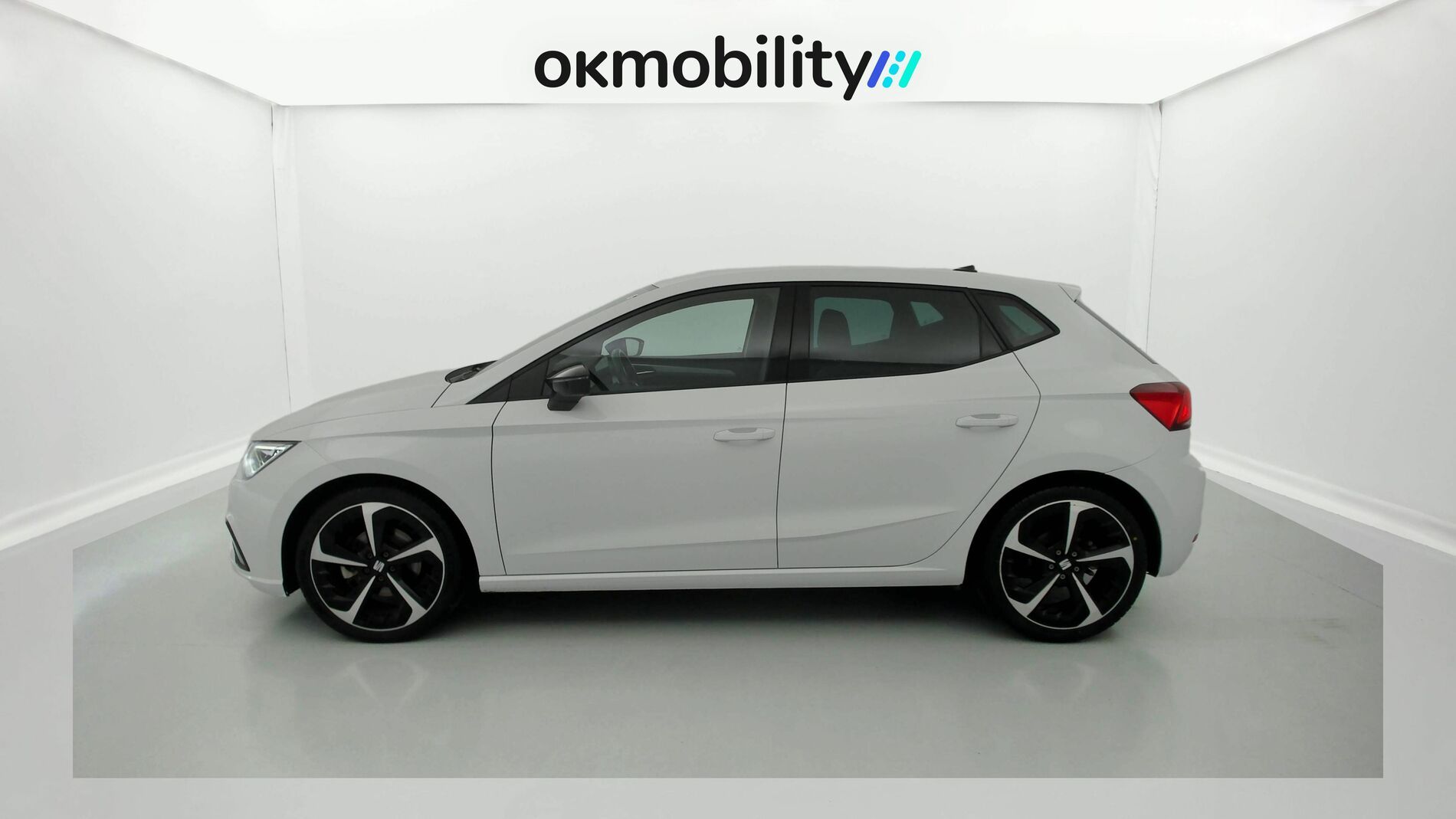 seat ibiza fr xl 1.5 TSI 150 DSG 2024 blanco nevada 7