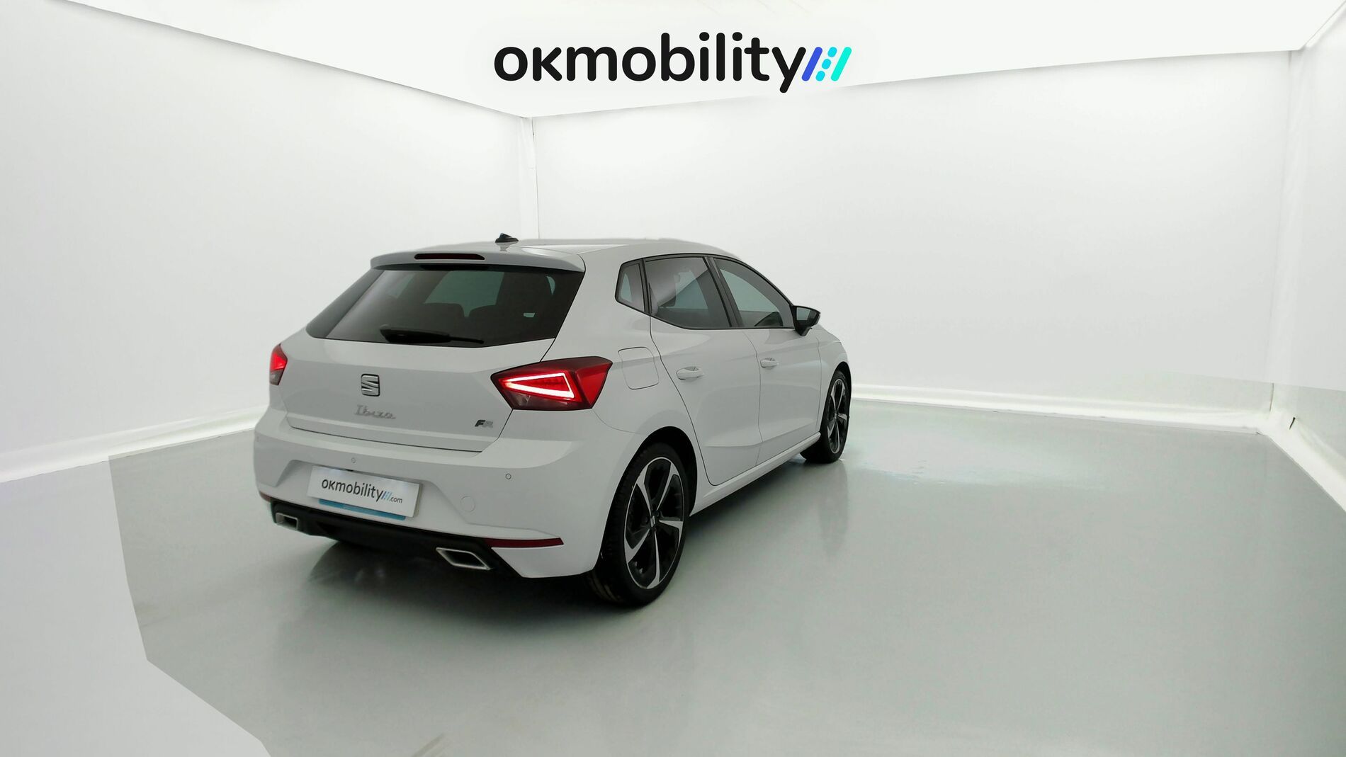 seat ibiza fr xl 1.5 TSI 150 DSG 2024 blanco nevada 11
