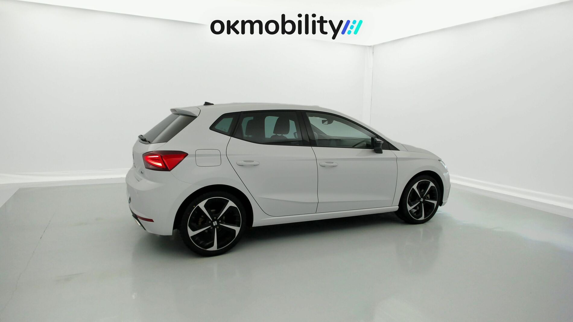 seat ibiza fr xl 1.5 TSI 150 DSG 2024 blanco nevada 12