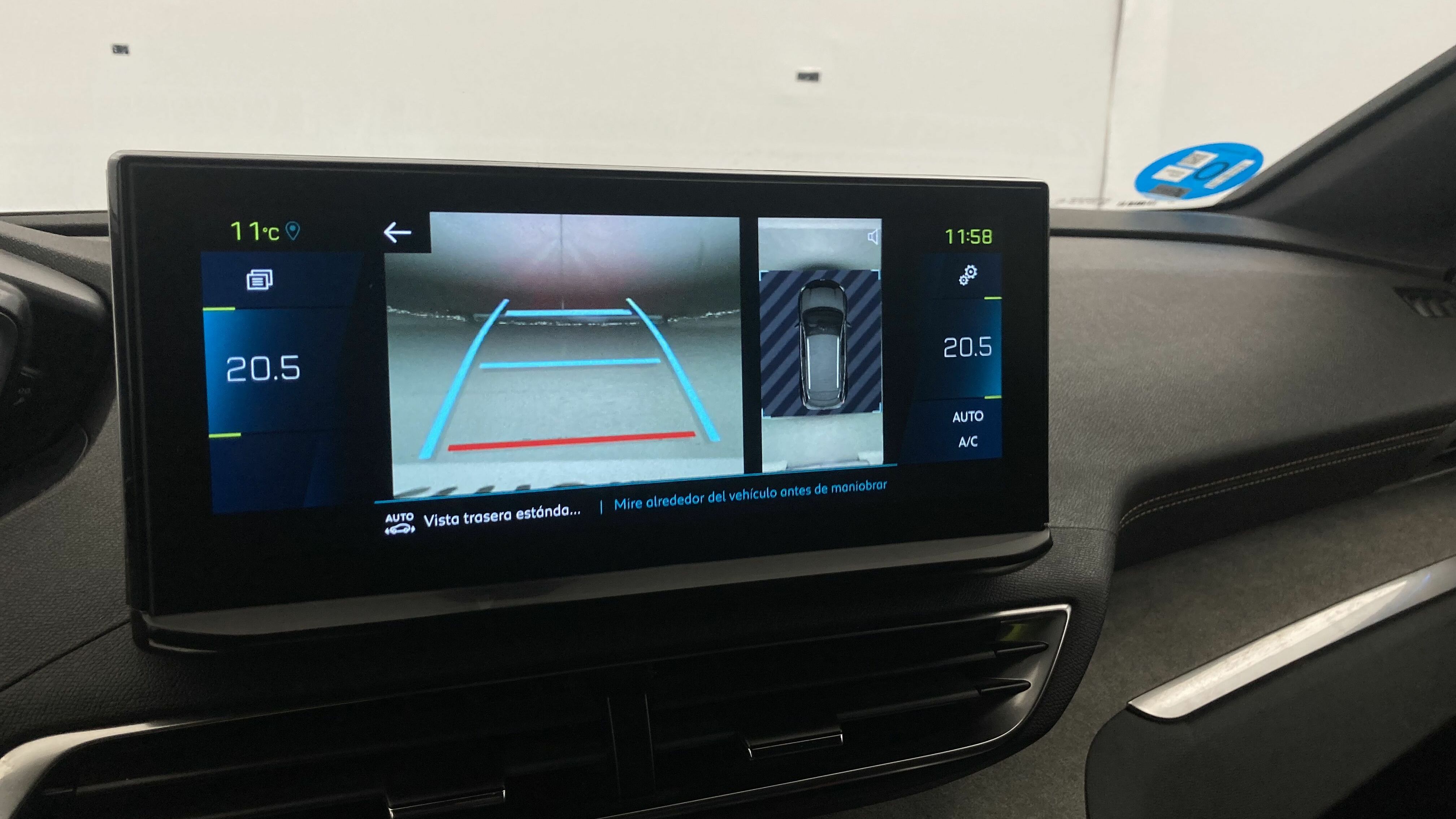 peugeot 3008 gt pack 1.6 HYBRID 300 EAT PHEV 2022 negro perla nera 18