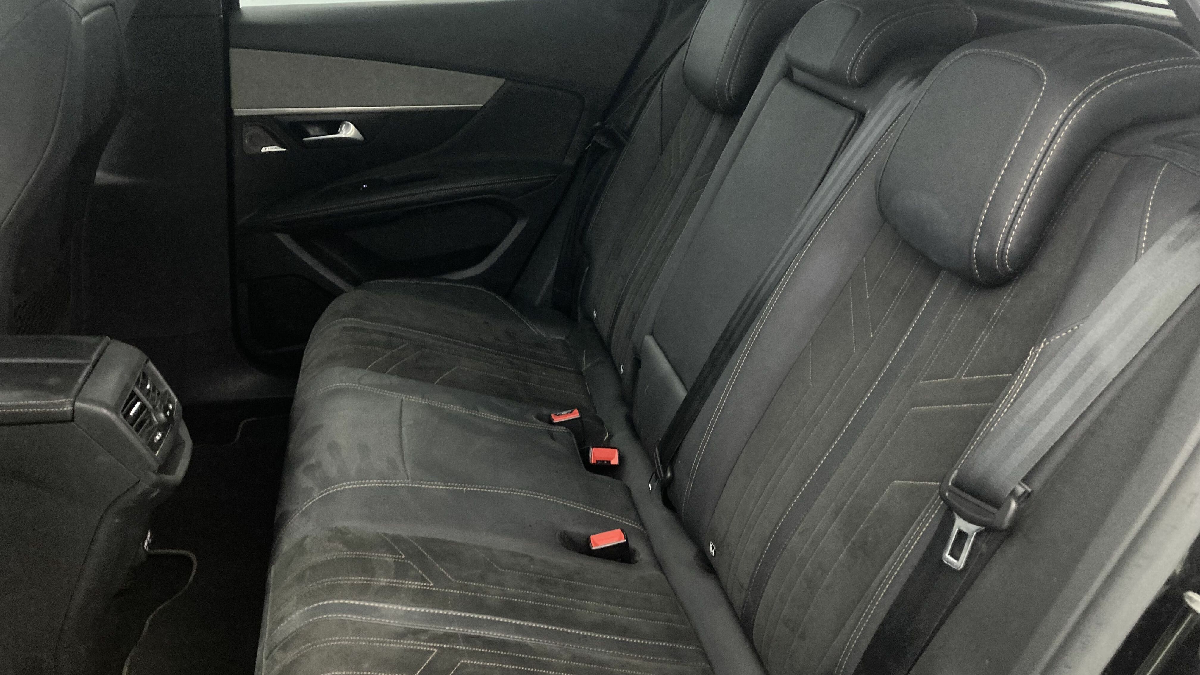 peugeot 3008 gt pack 1.6 HYBRID 300 EAT PHEV 2022 negro perla nera 20