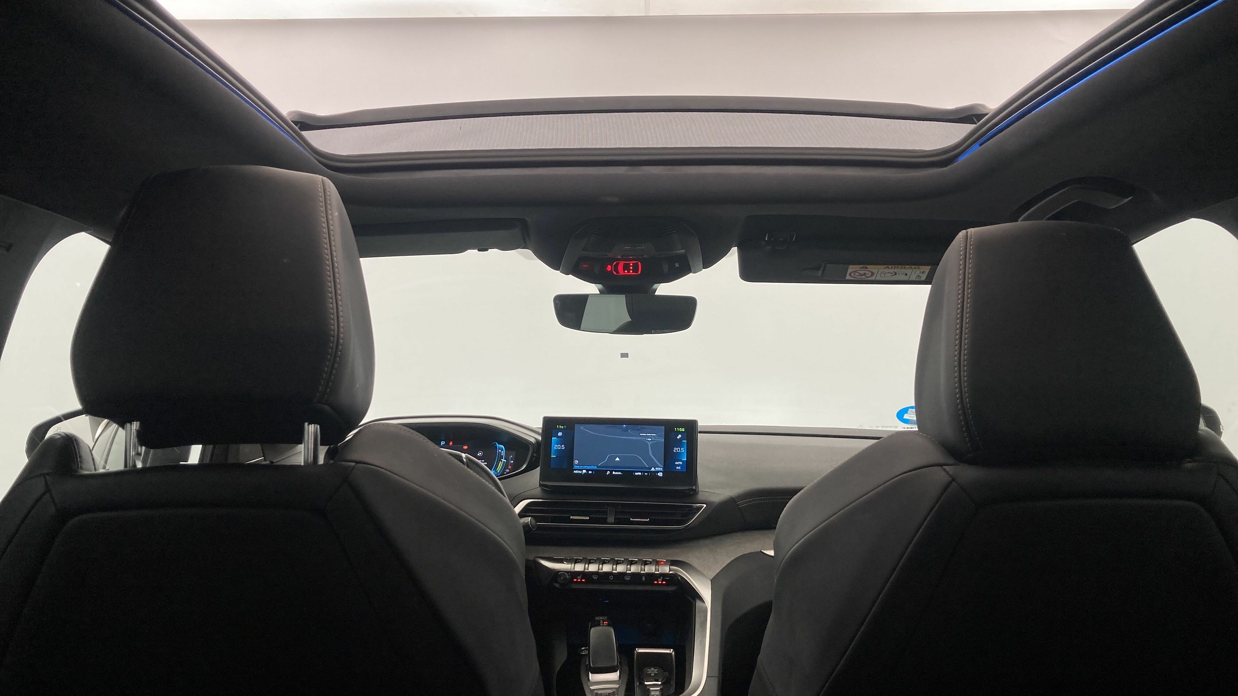 peugeot 3008 gt pack 1.6 HYBRID 300 EAT PHEV 2022 negro perla nera 31