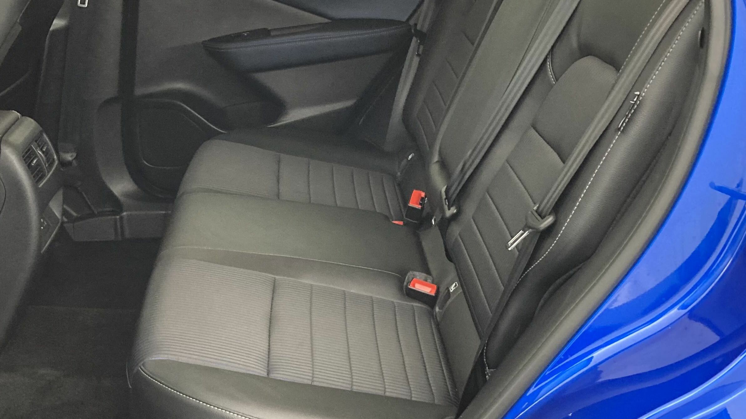 nissan qashqai tekna 1.3 DIG-T 140 MHEV 2022 blue 22