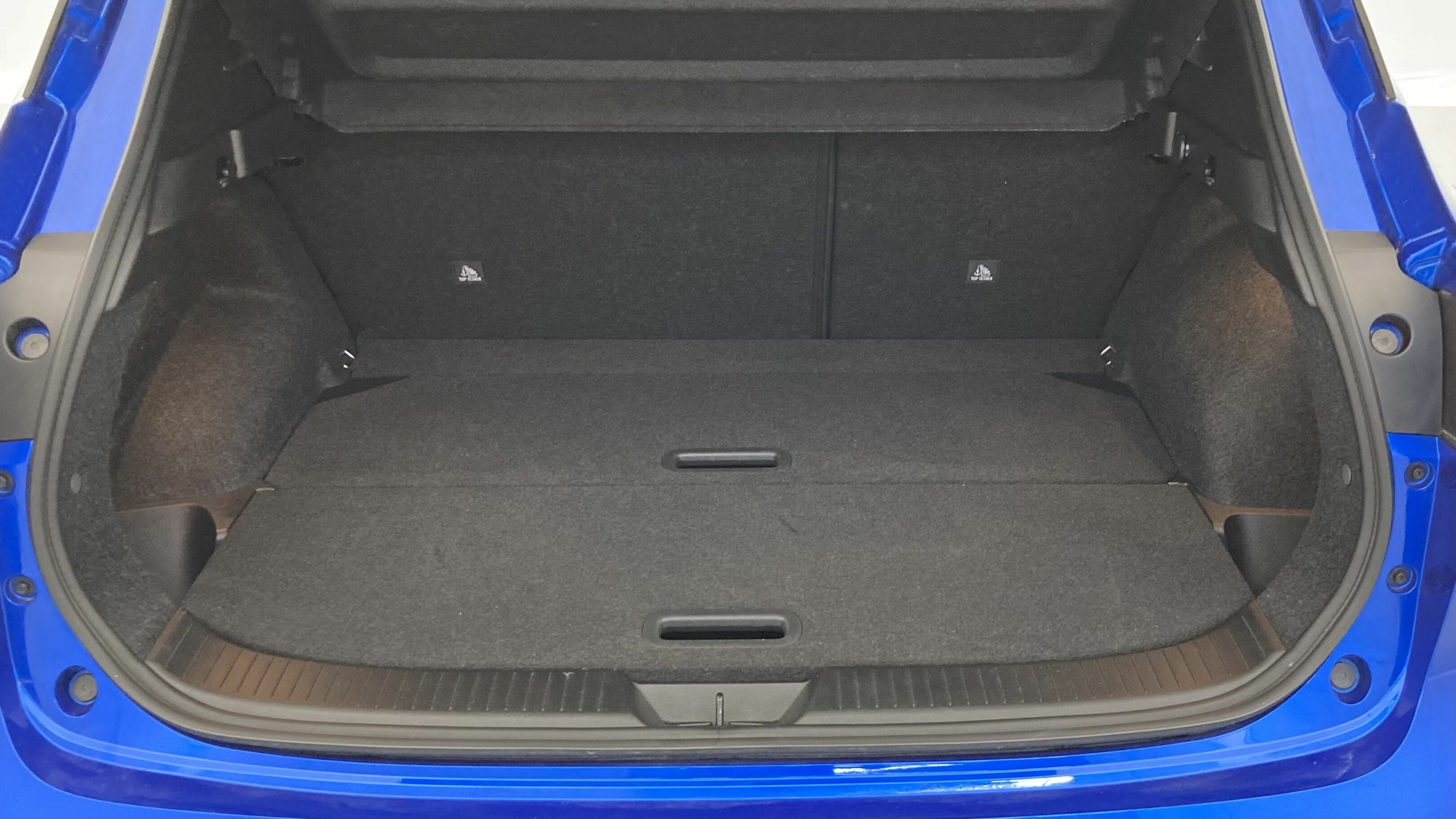 nissan qashqai tekna 1.3 DIG-T 140 MHEV 2022 blue 25