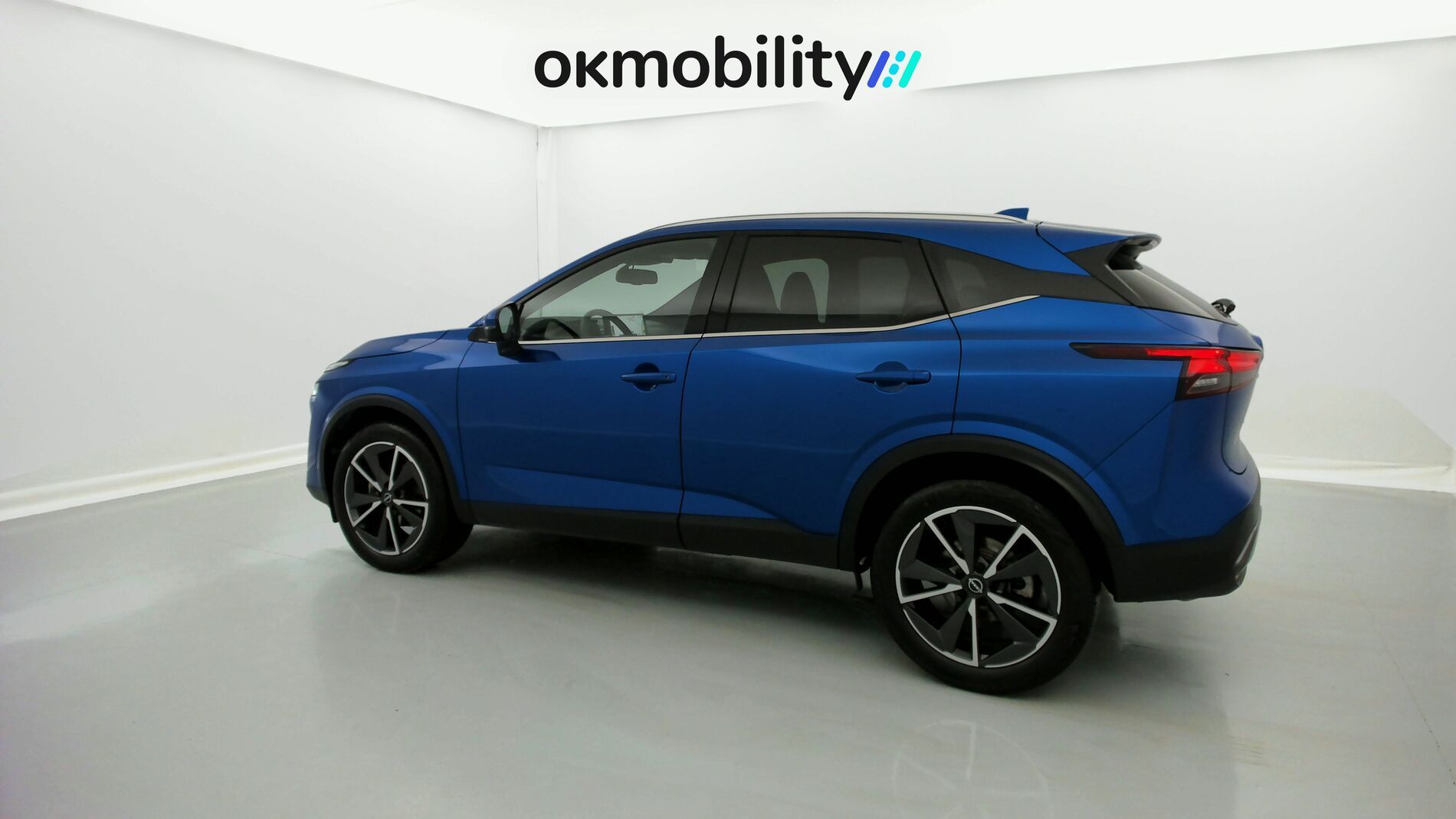 nissan qashqai tekna 1.3 DIG-T 140 MHEV 2022 blue 9