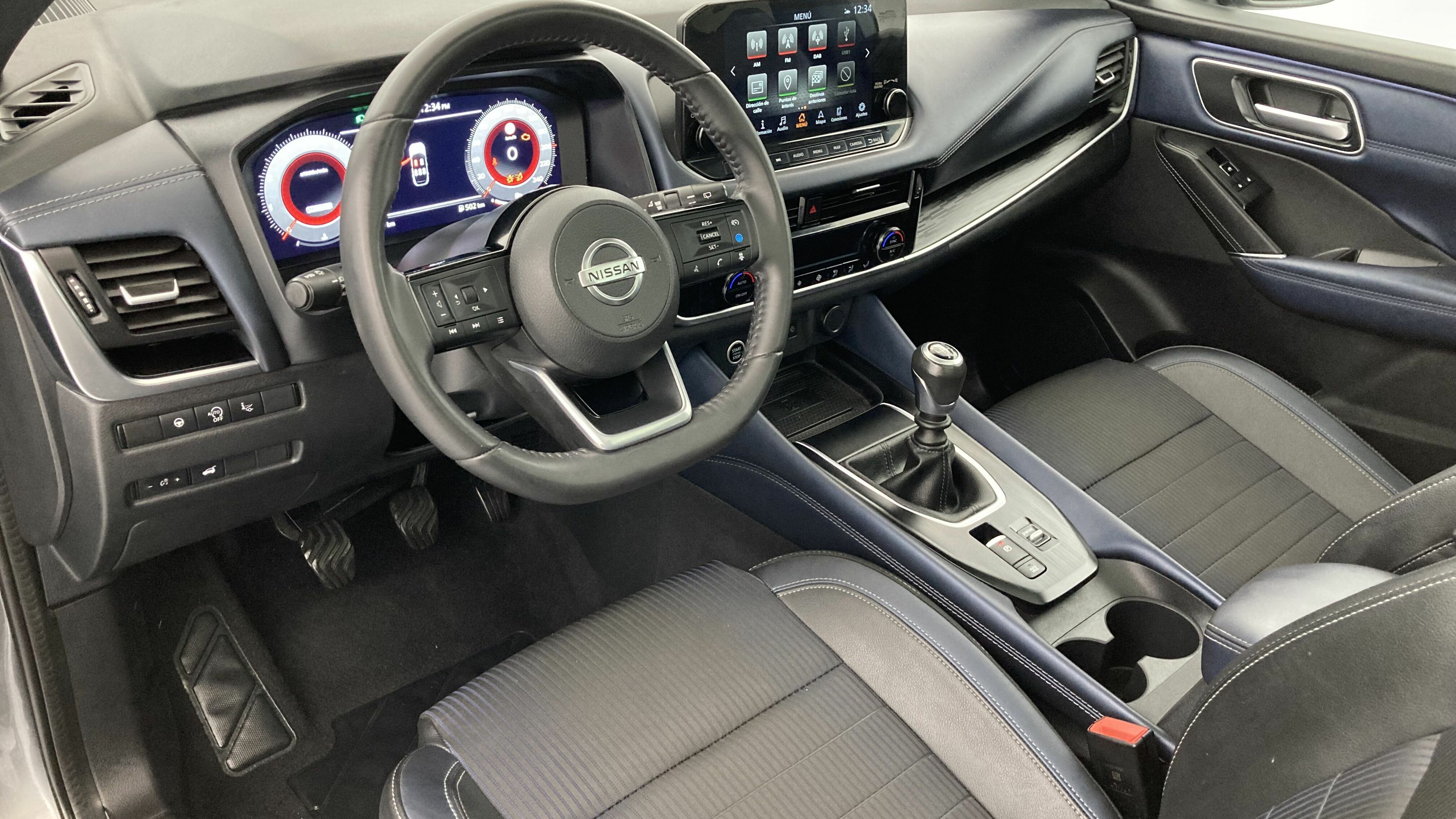 nissan qashqai tekna 1.3 DIG-T 140 MHEV 2022 gris squale 15