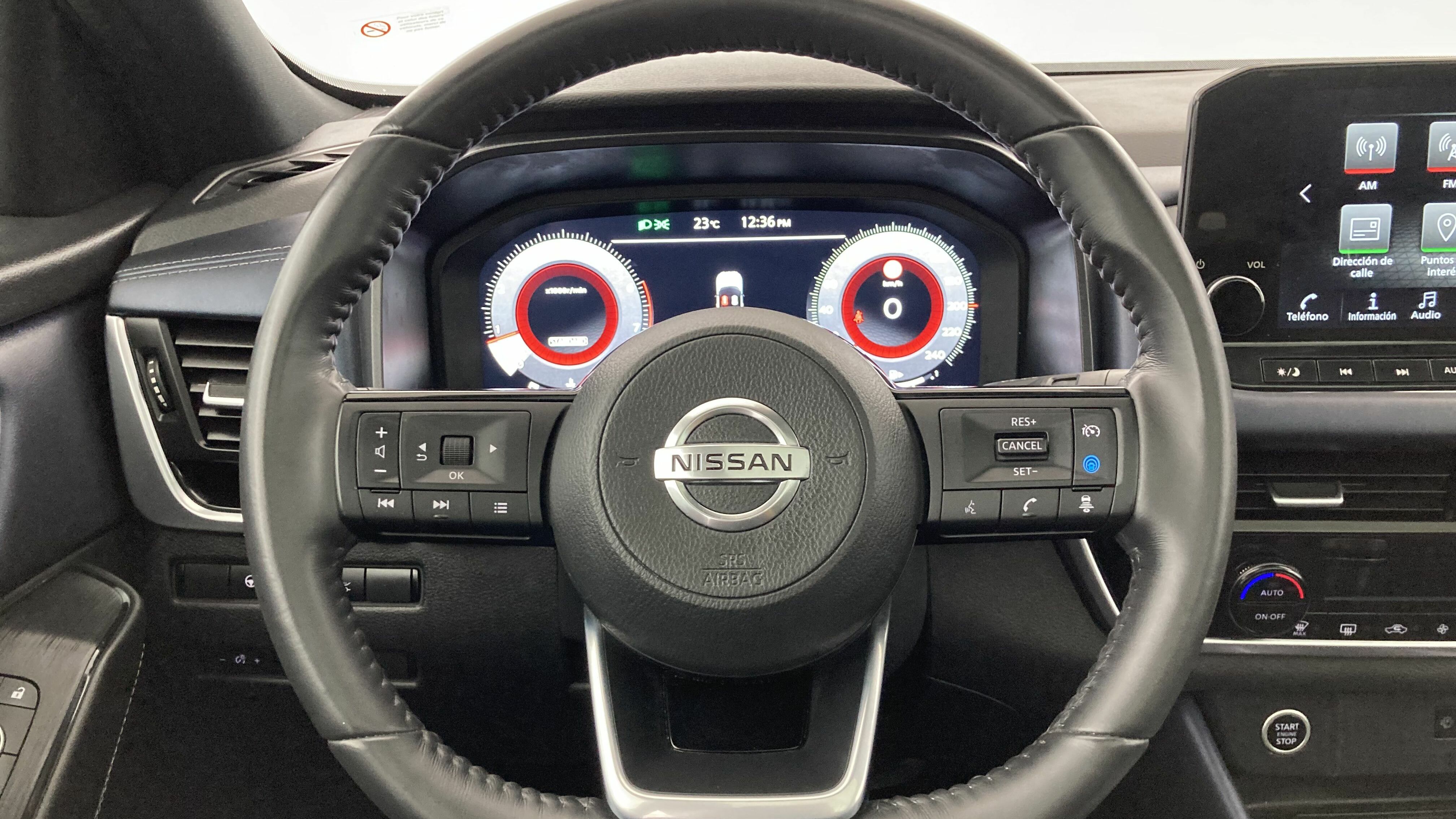 nissan qashqai tekna 1.3 DIG-T 140 MHEV 2022 gris squale 17